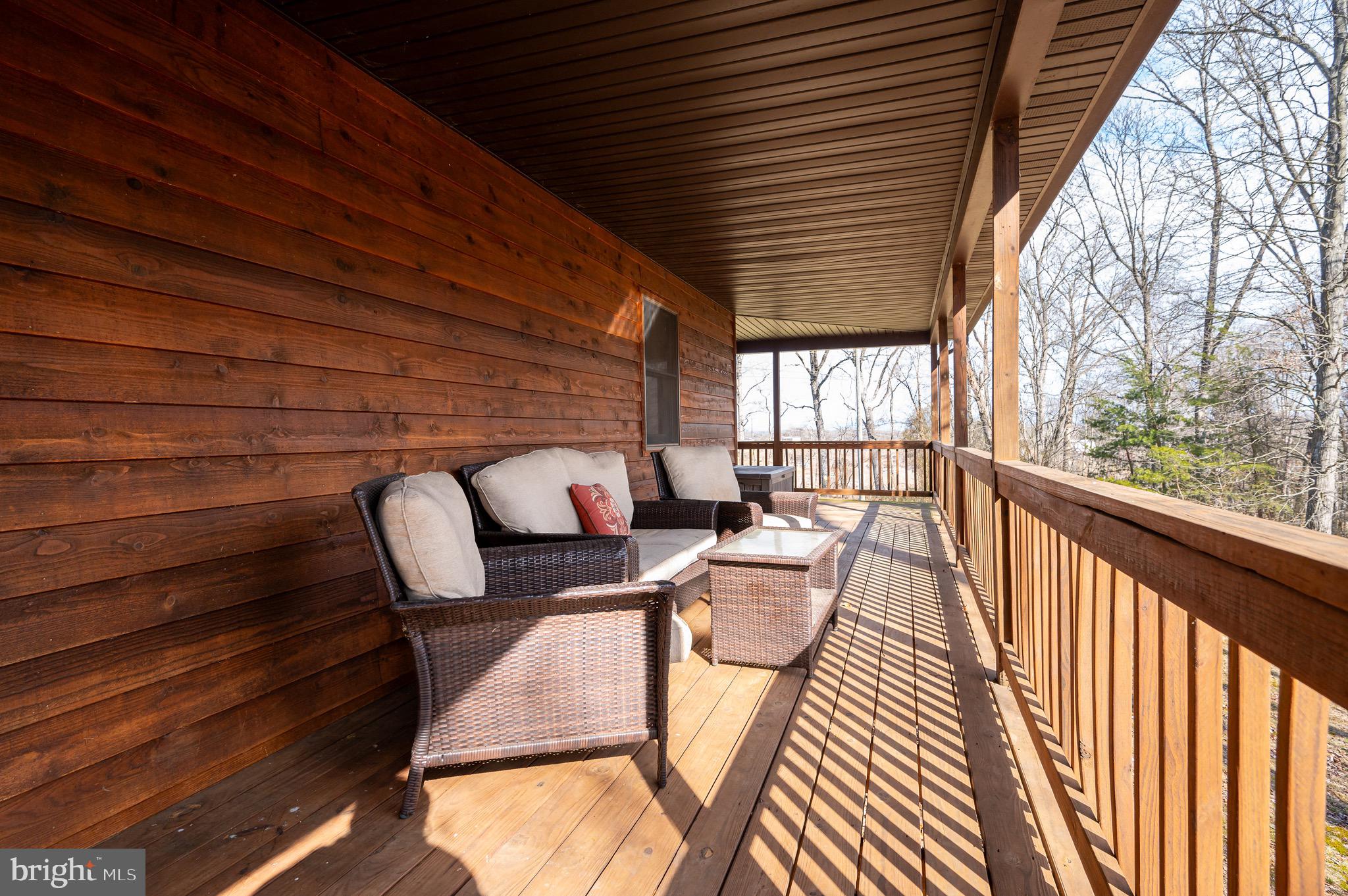 COUNTRY RIDGE - Residential