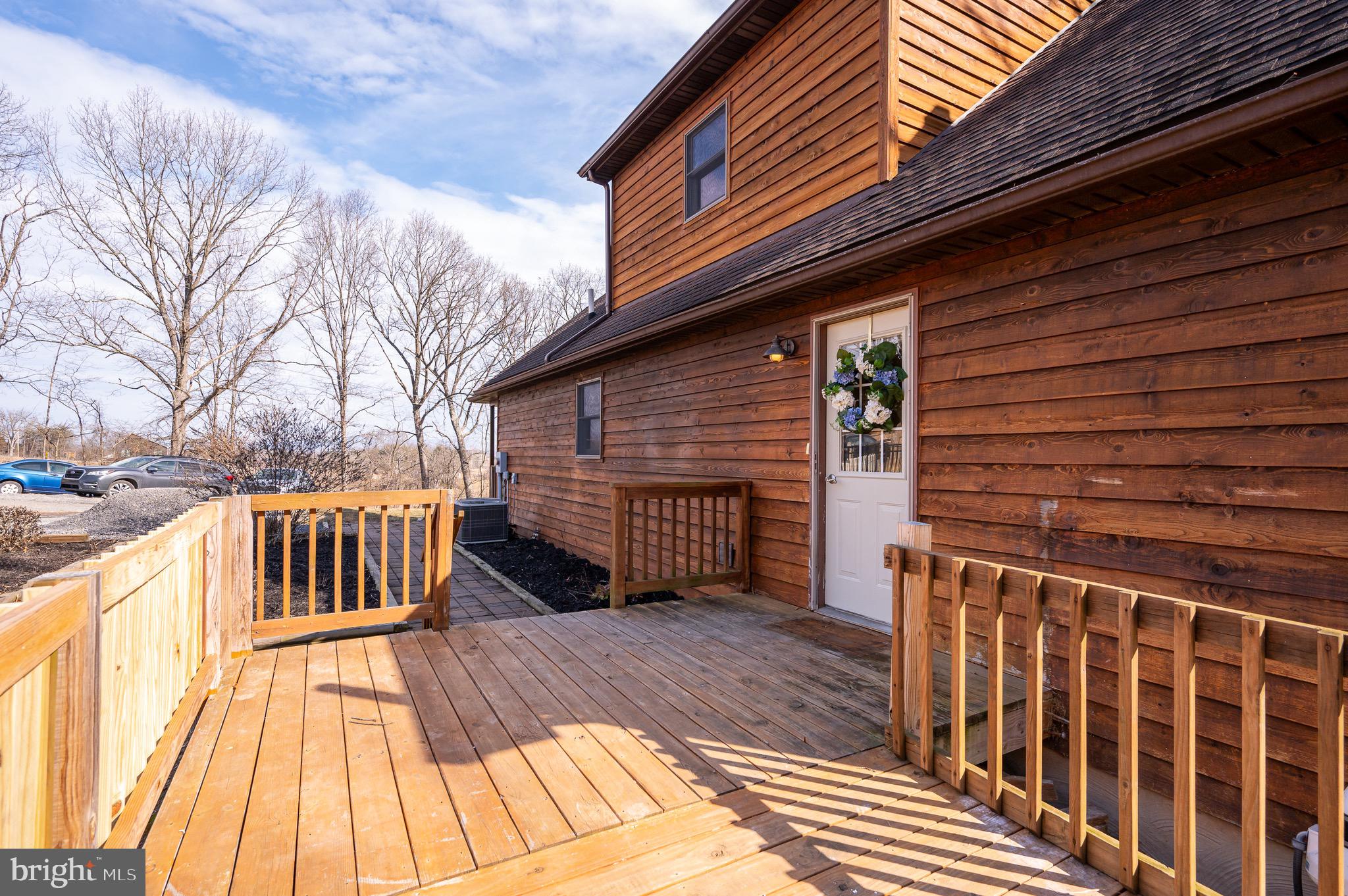 COUNTRY RIDGE - Residential