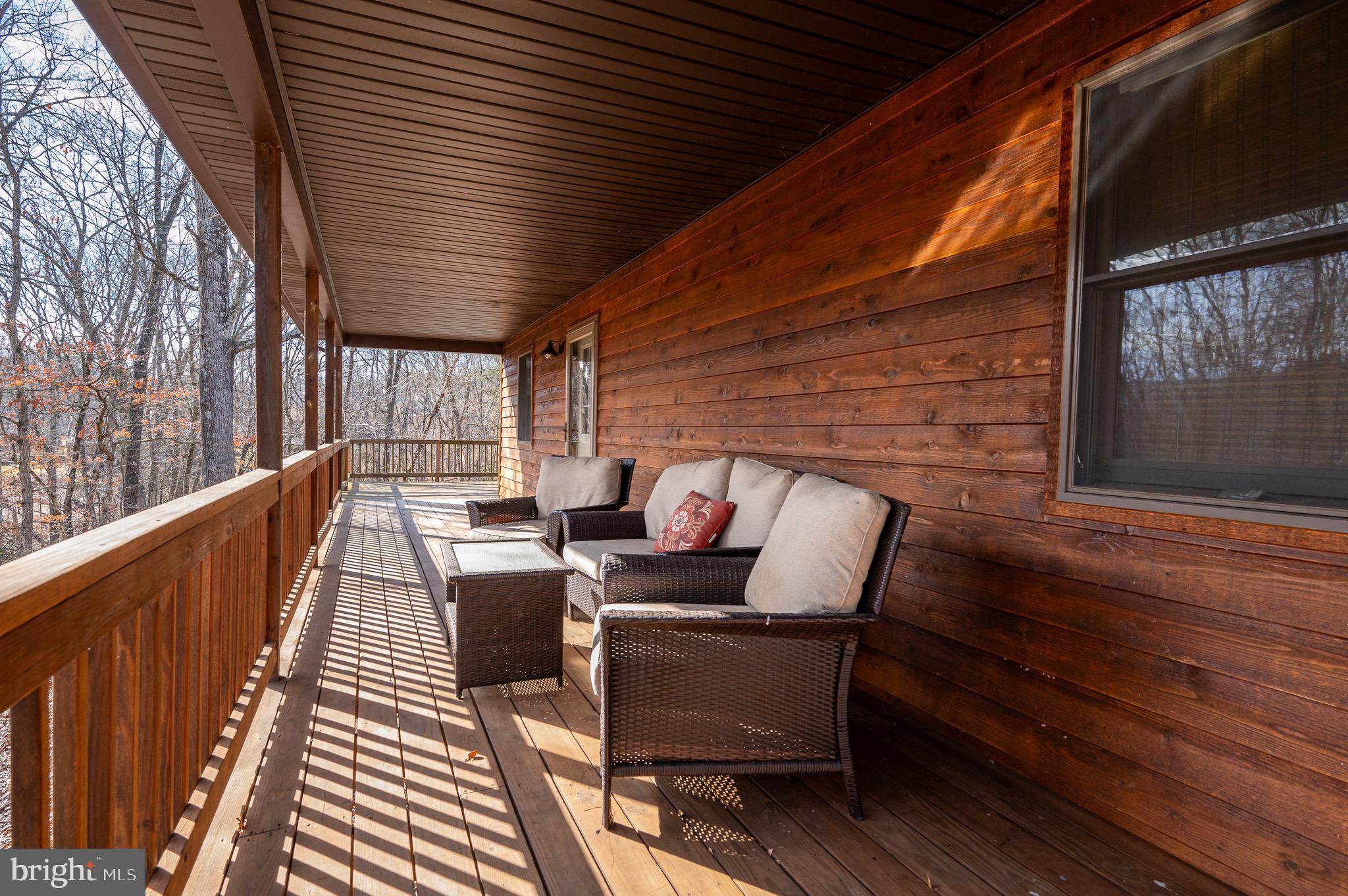 COUNTRY RIDGE - Residential