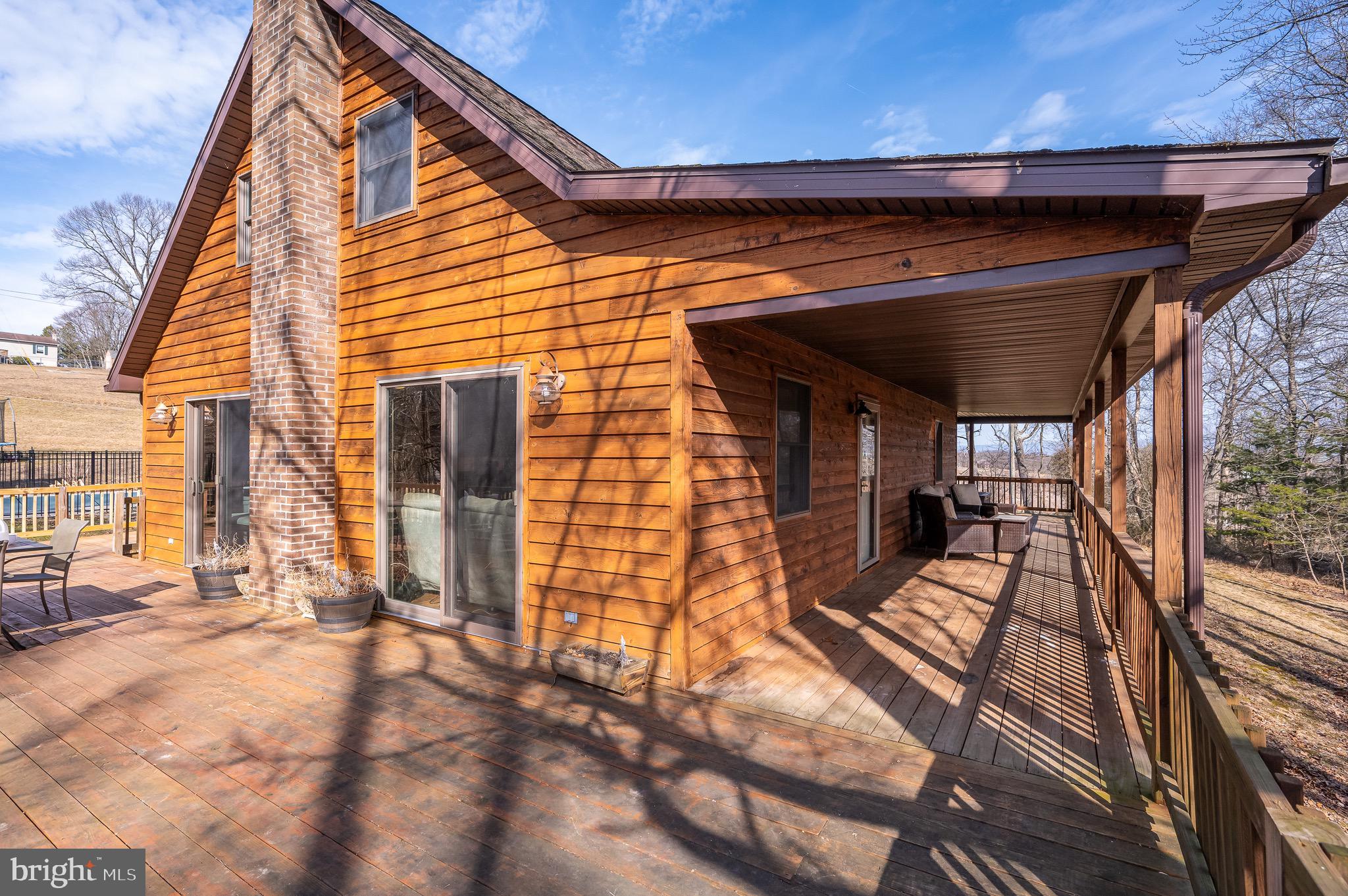 COUNTRY RIDGE - Residential