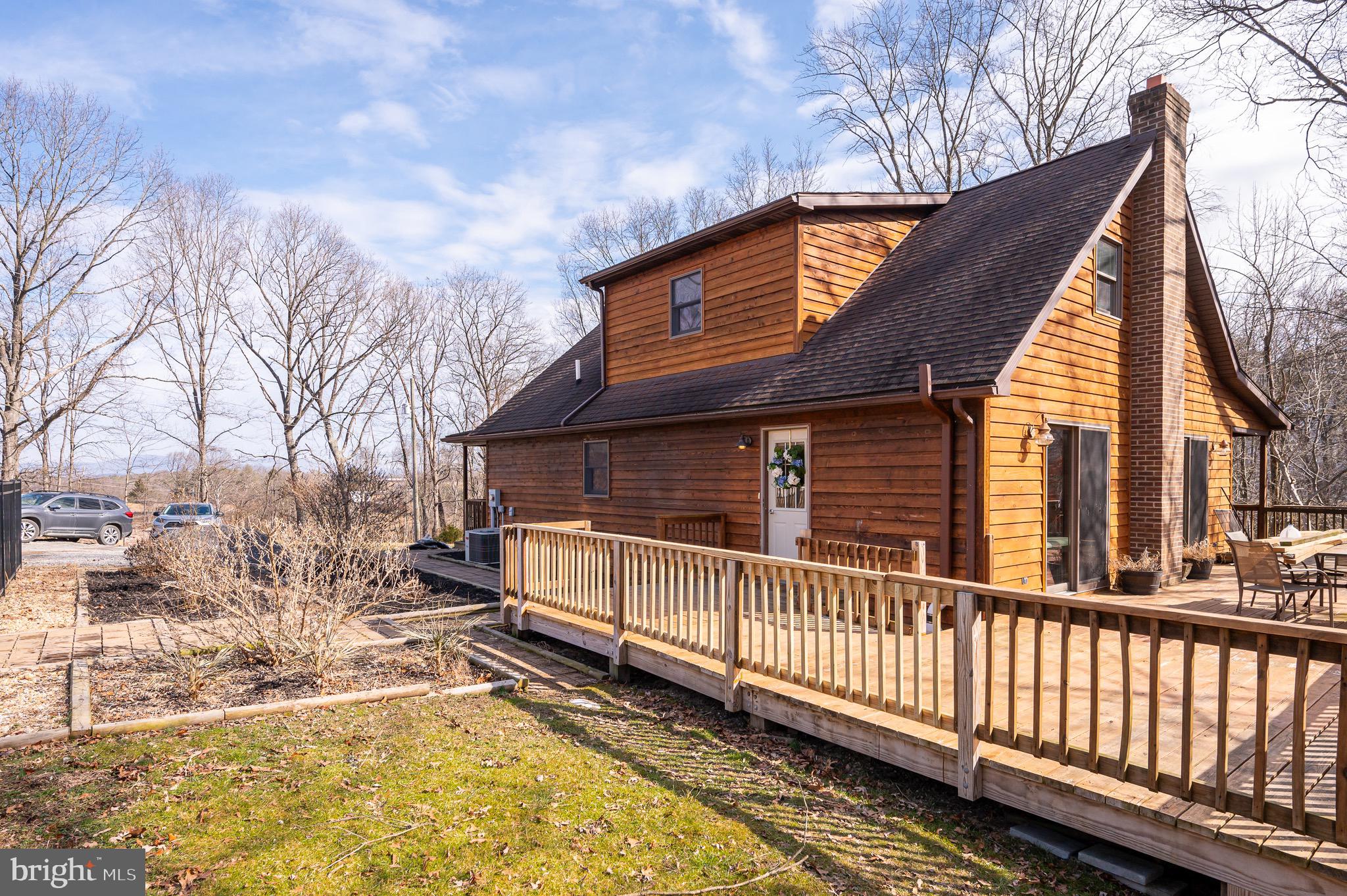 COUNTRY RIDGE - Residential