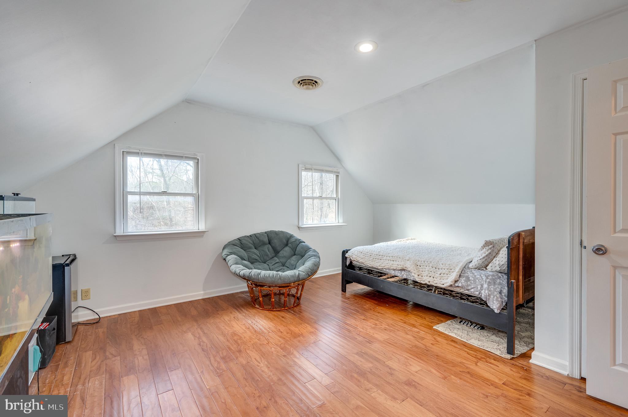 COUNTRY RIDGE - Residential