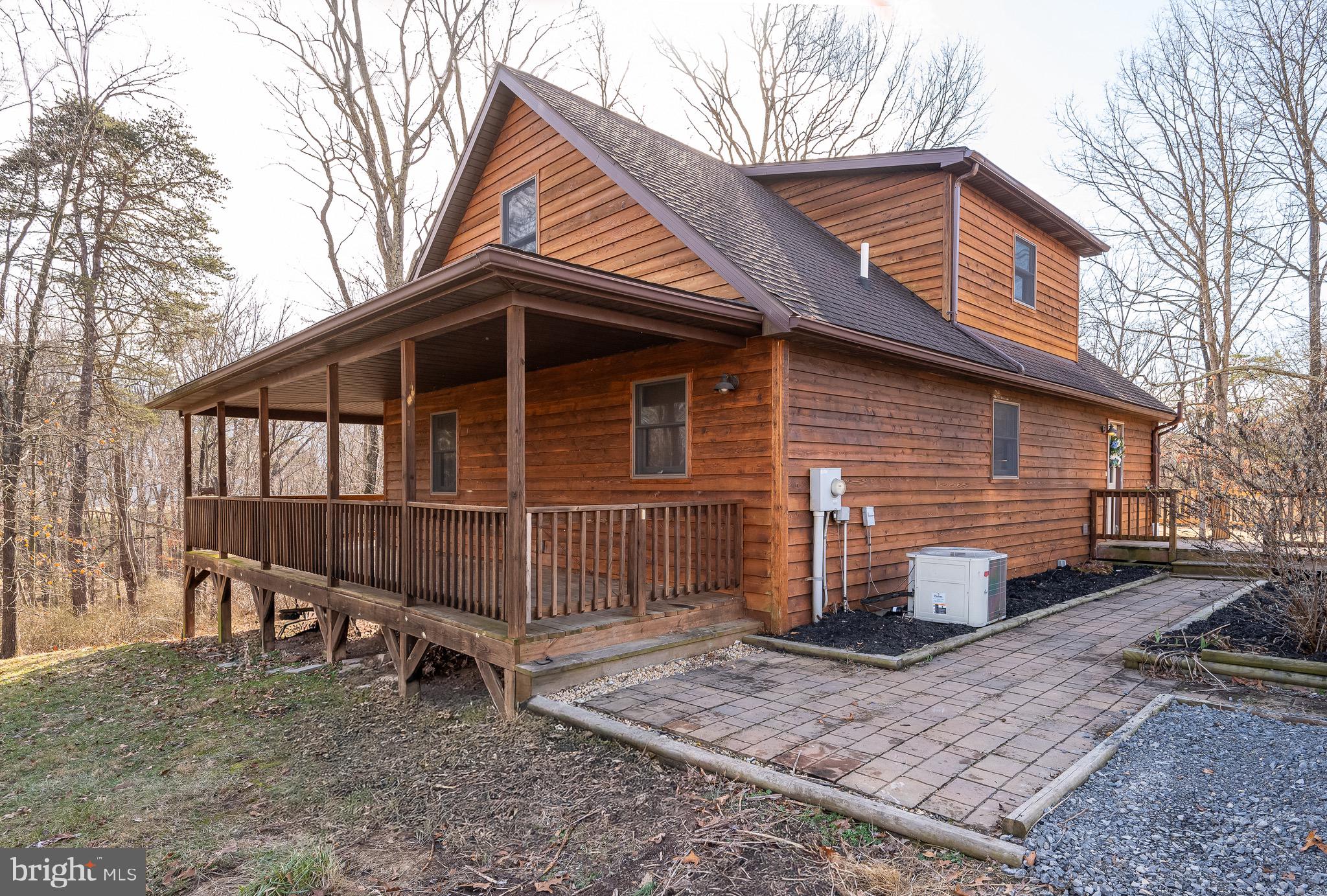 COUNTRY RIDGE - Residential