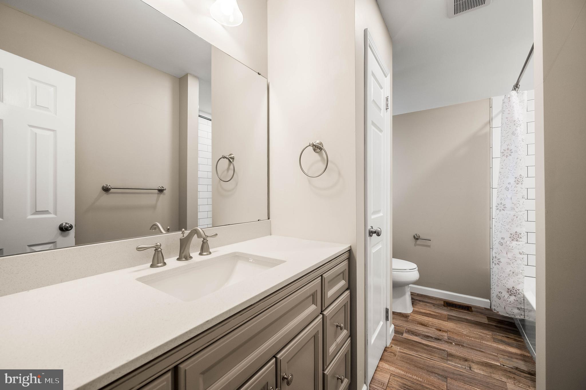 FRENCH CREEK ESTS - Residential