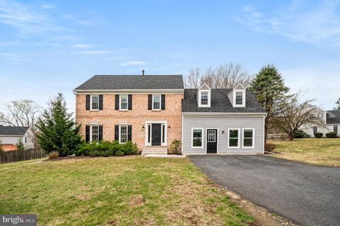 429 SAINT ANNS CIRCLE PHOENIXVILLE PA 19460