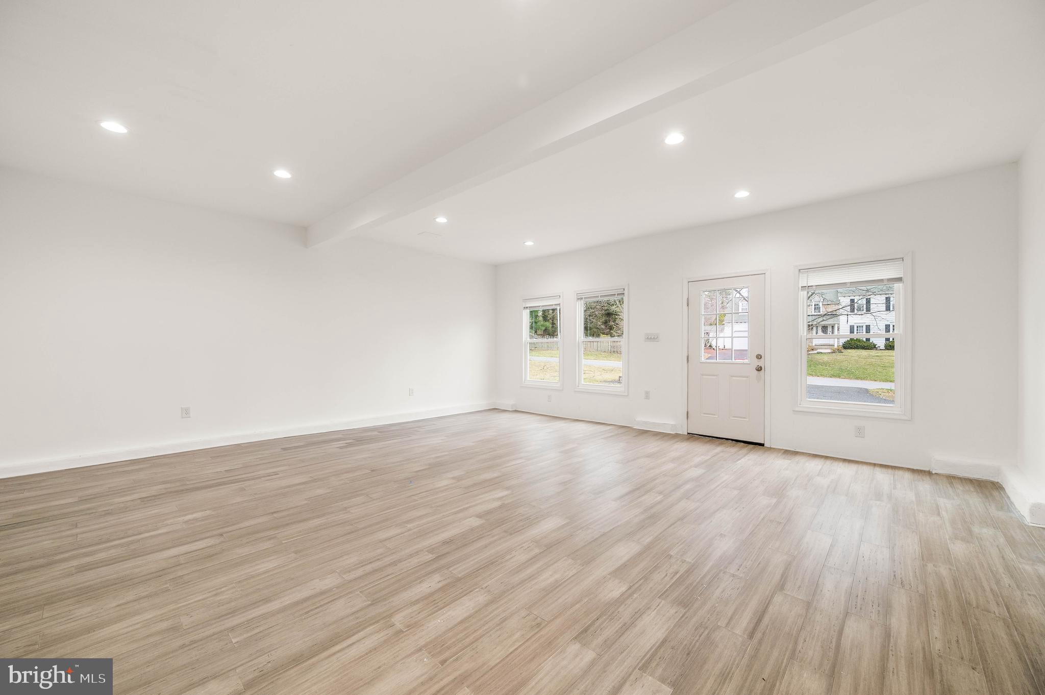 FRENCH CREEK ESTS - Residential