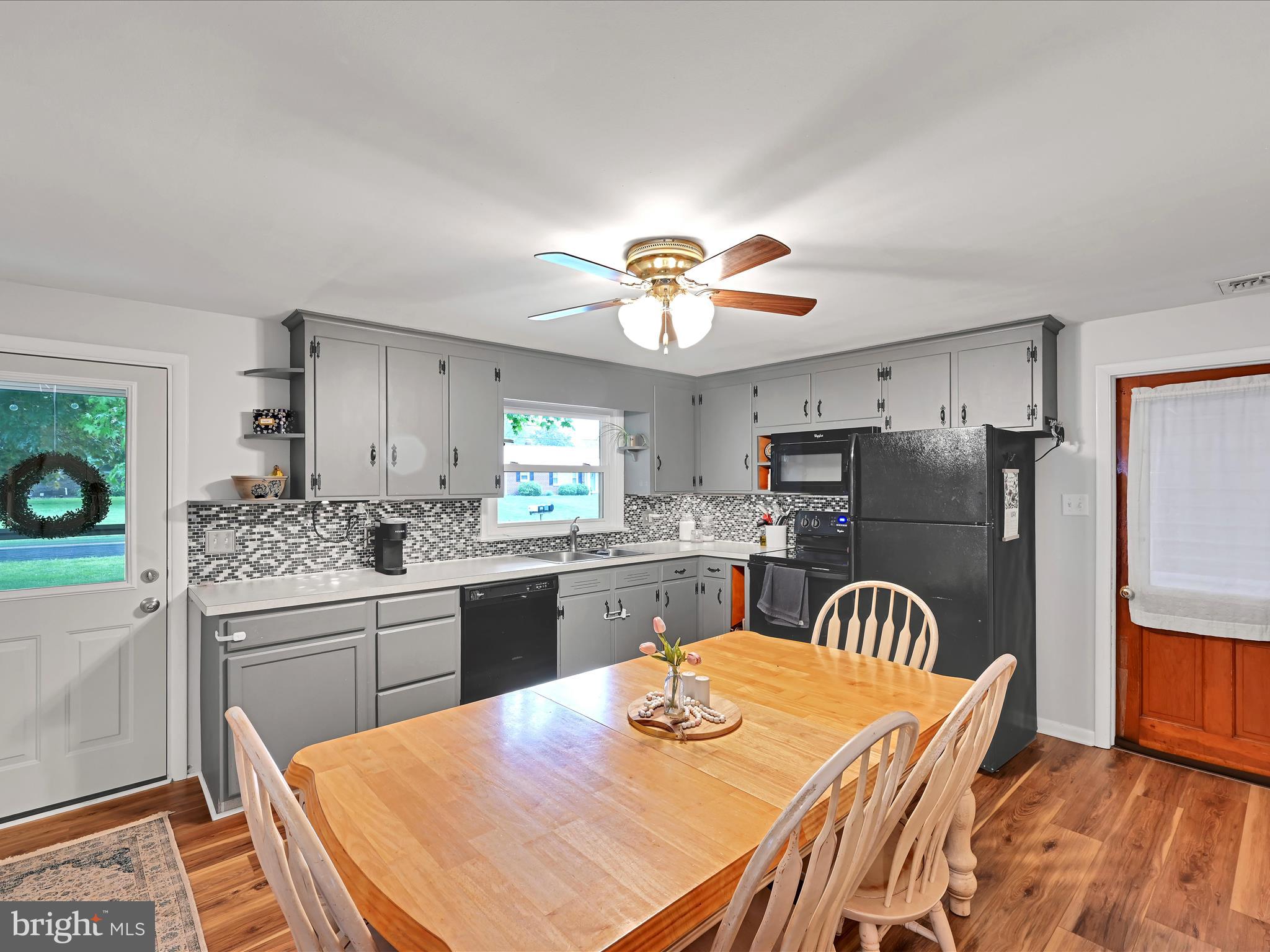 17 W PENN GRANT ROAD