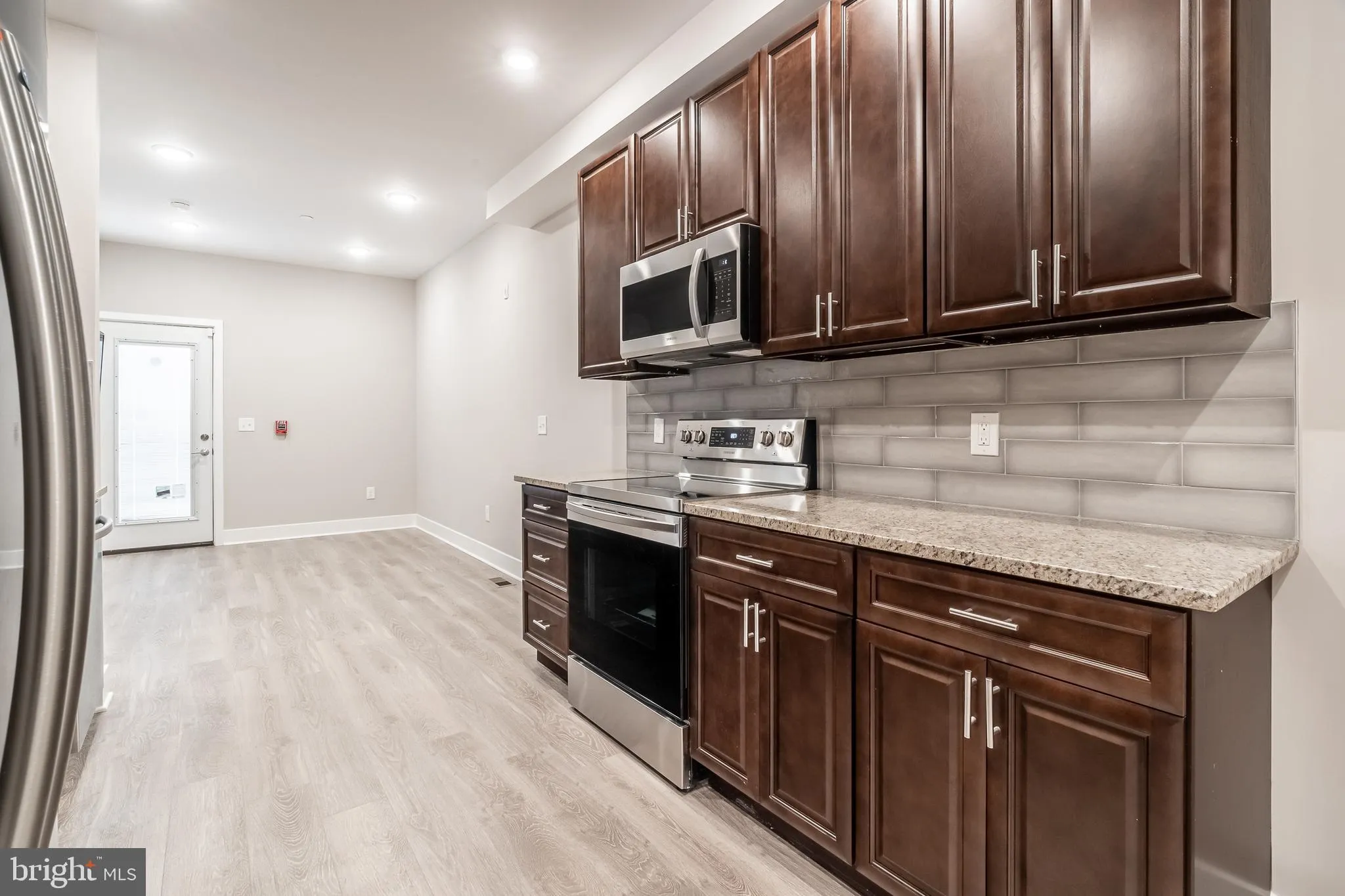 Philadelphia, Pennsylvania 19104, United States, 4 Bedrooms Bedrooms, ,4 BathroomsBathrooms,Residential,Pending,10249