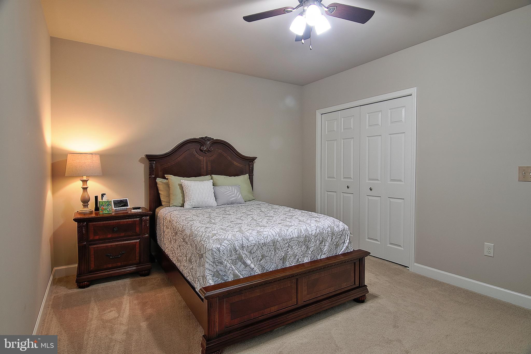 RIVER CREST - Residential