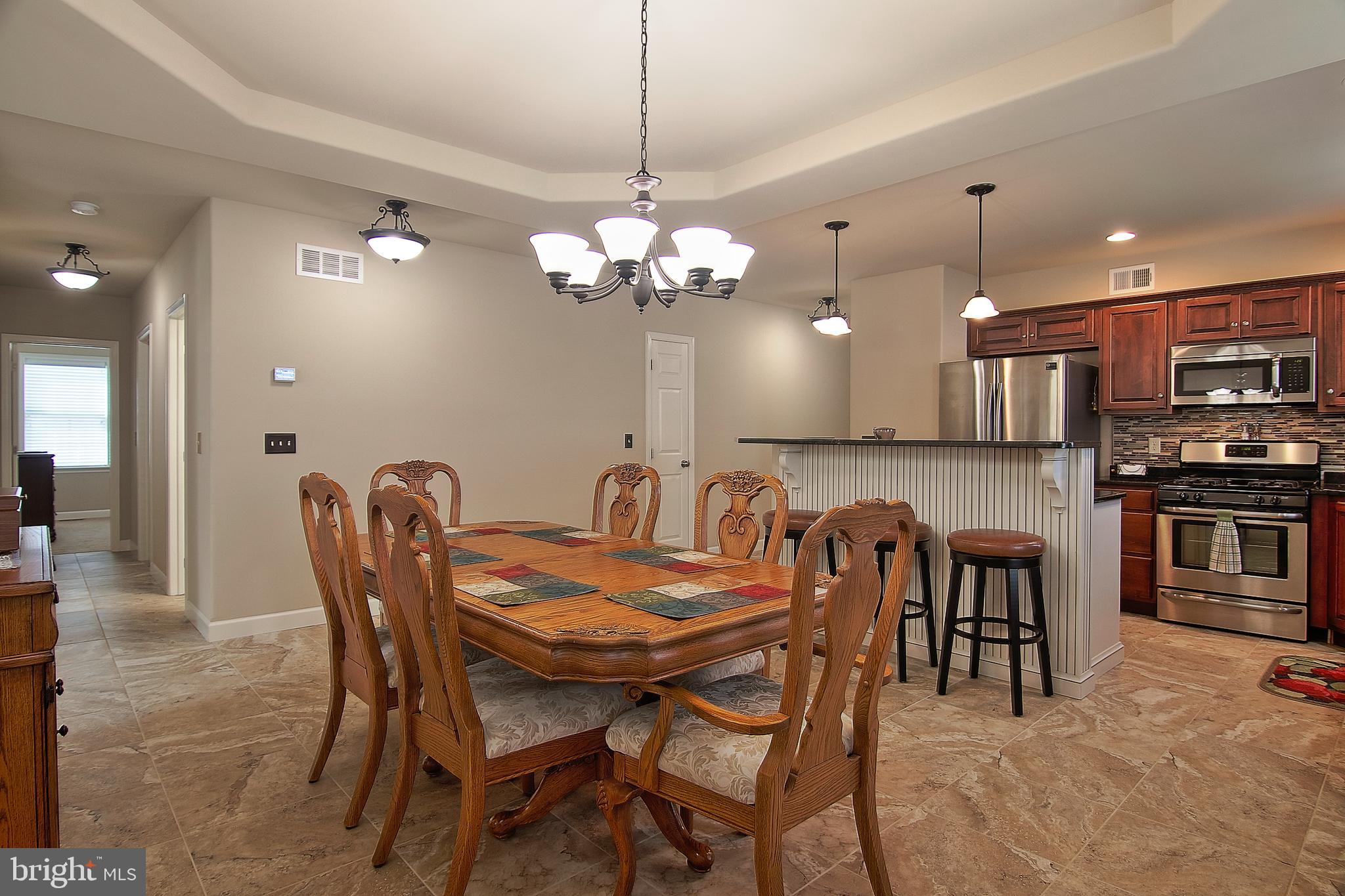 RIVER CREST - Residential