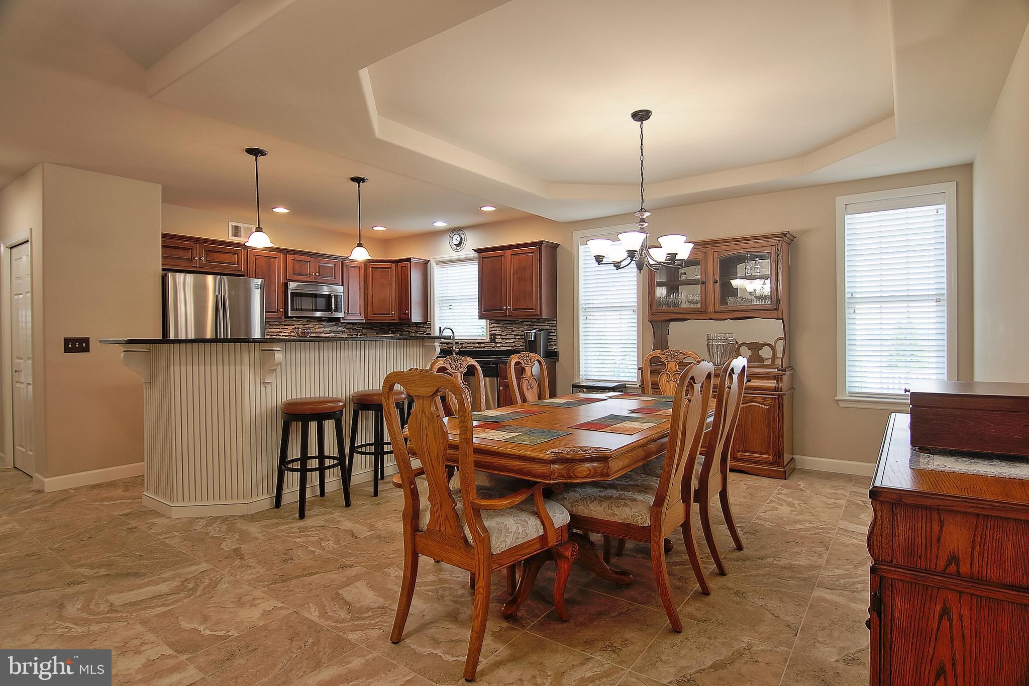 RIVER CREST - Residential