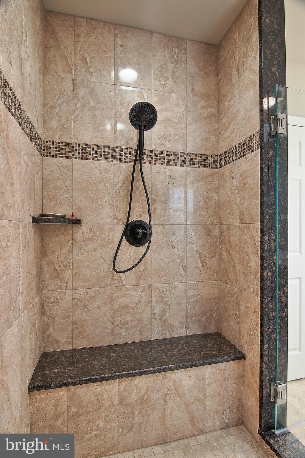 RIVER CREST - Residential