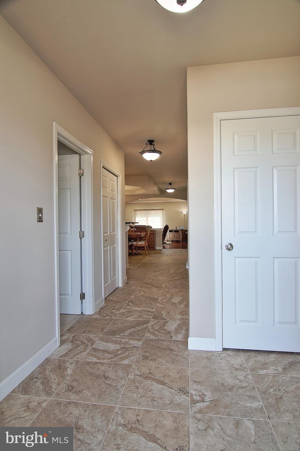 RIVER CREST - Residential