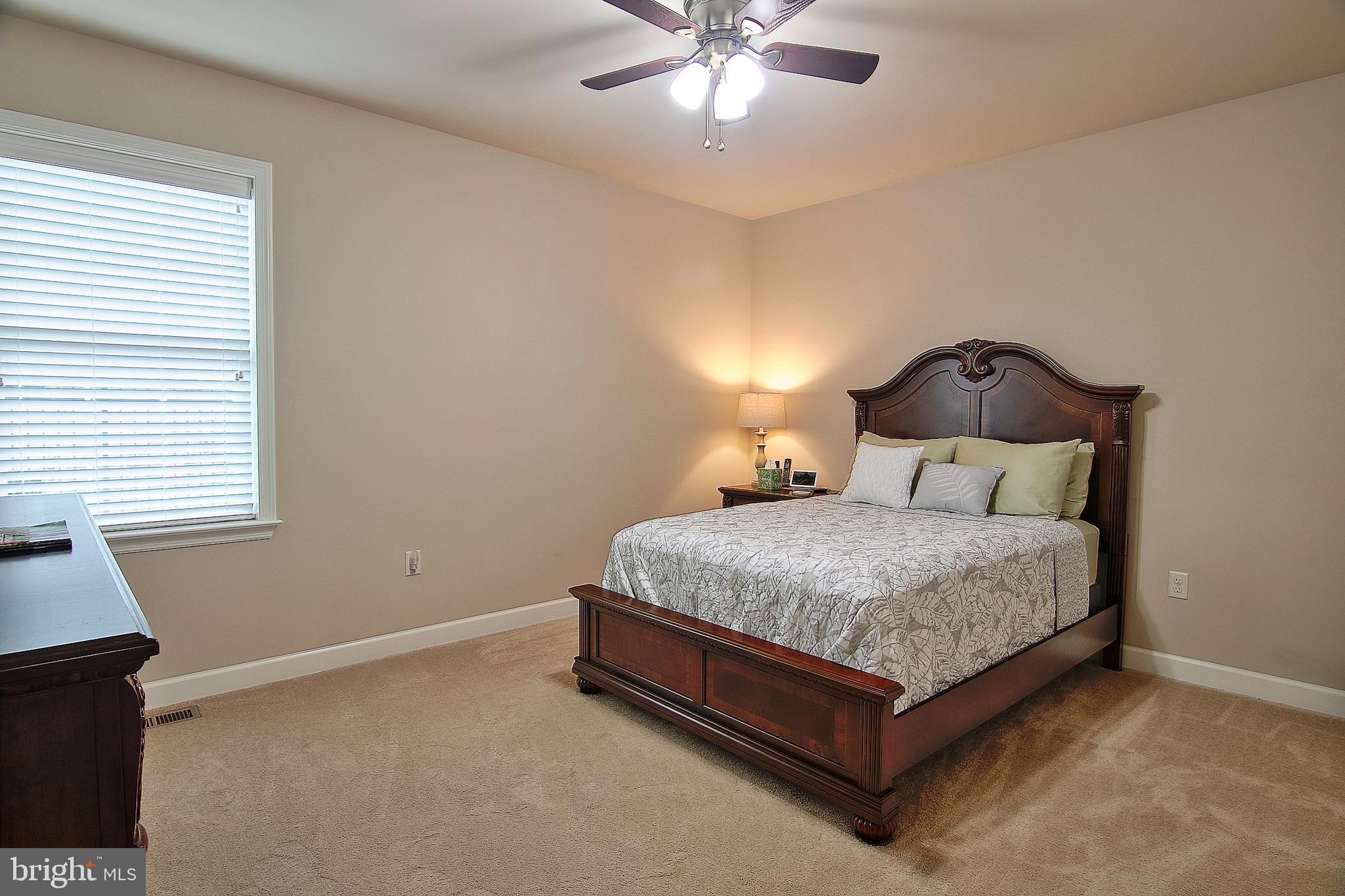 RIVER CREST - Residential