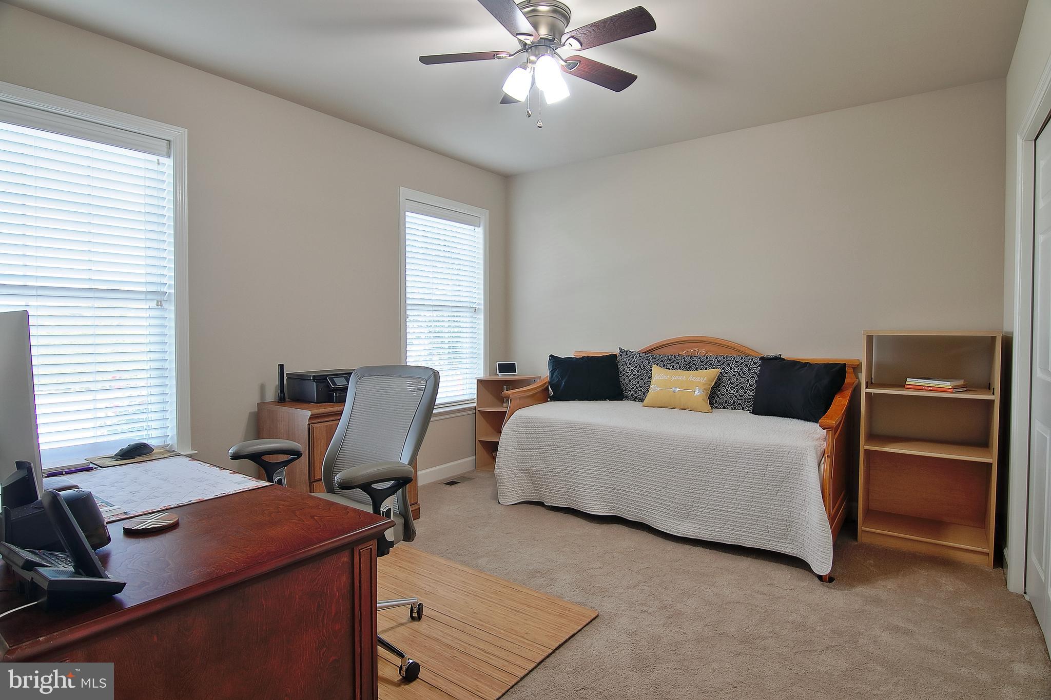 RIVER CREST - Residential