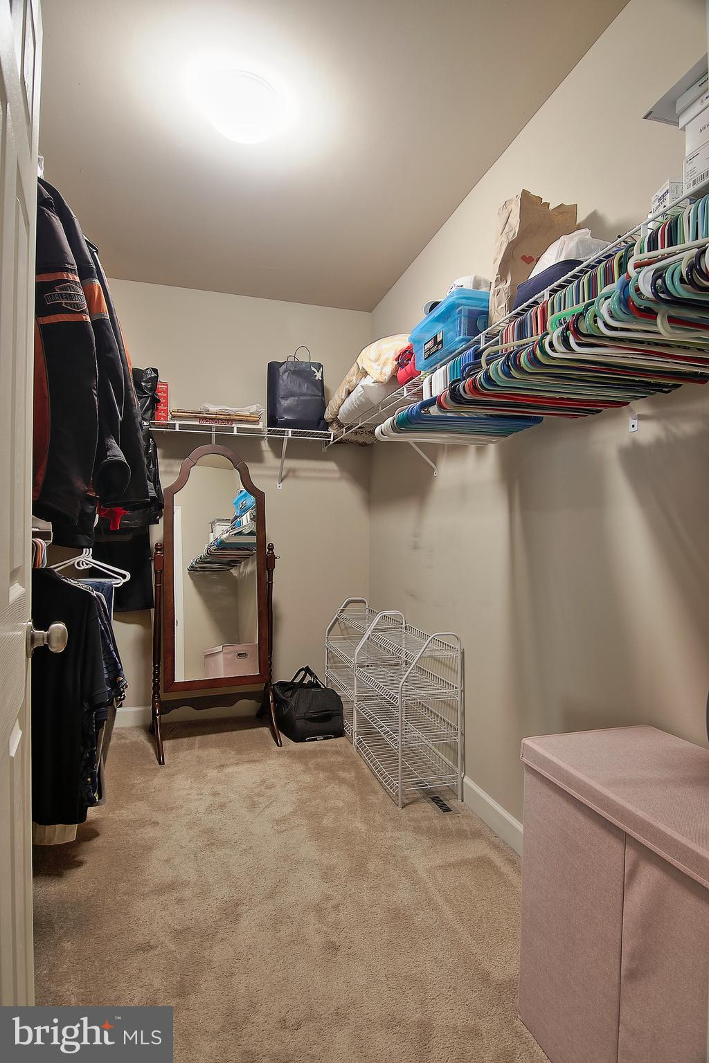 RIVER CREST - Residential