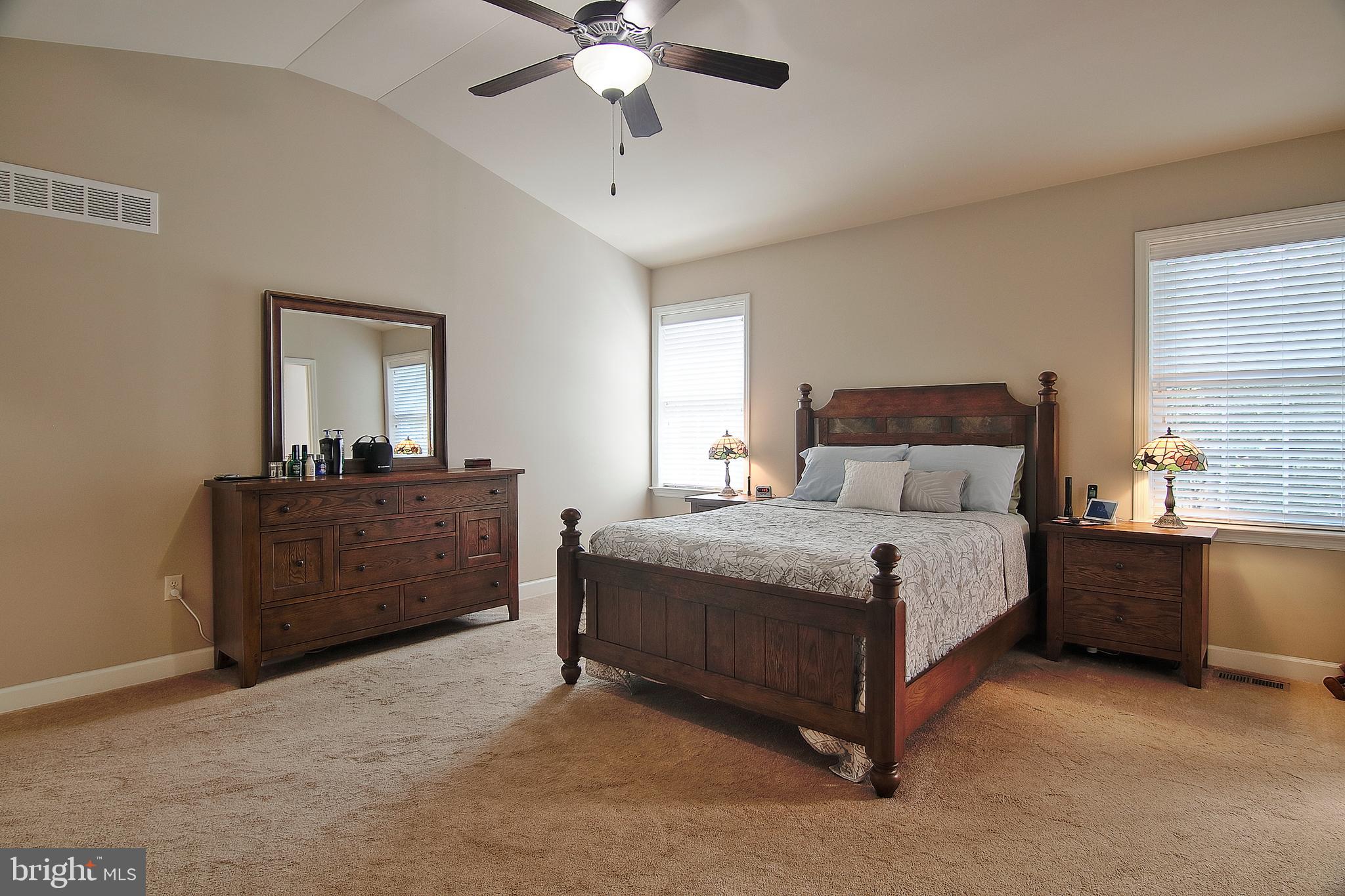 RIVER CREST - Residential