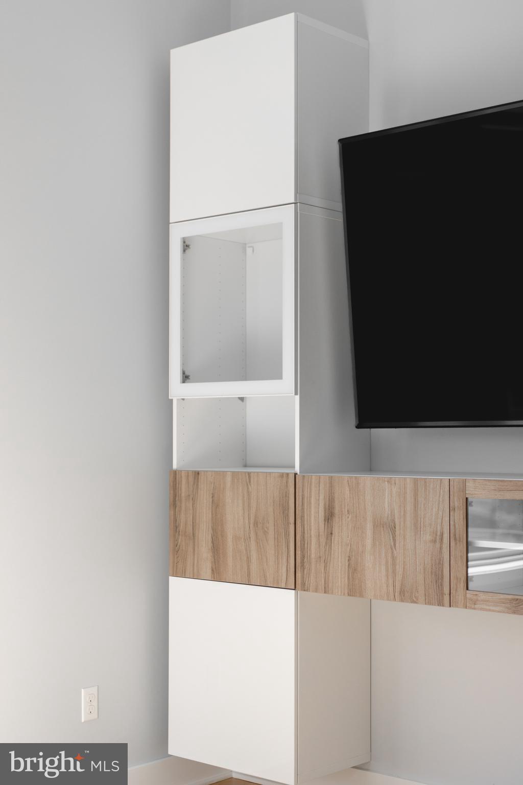 ROCKEY RIDGE - Residential