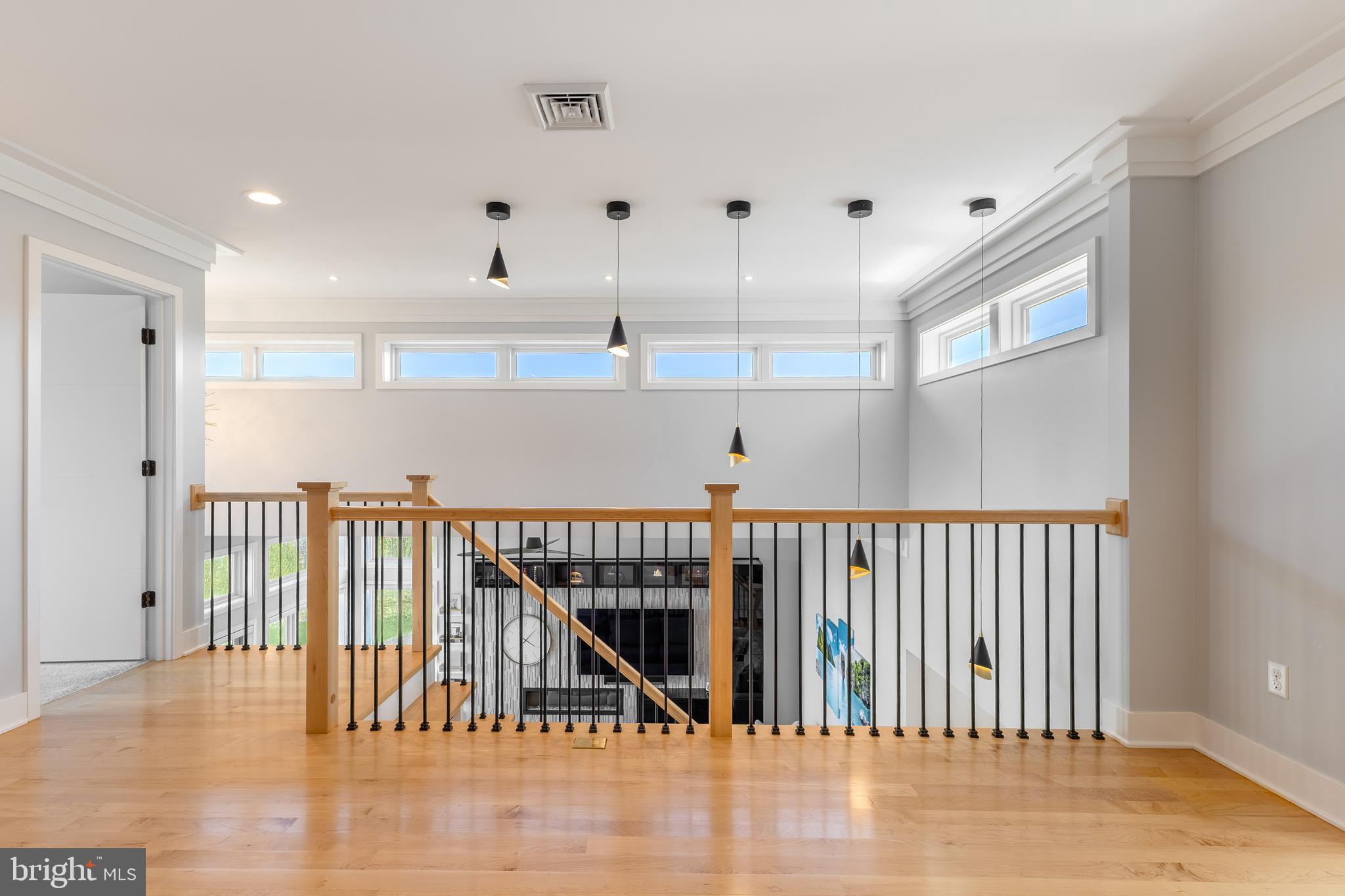 ROCKEY RIDGE - Residential