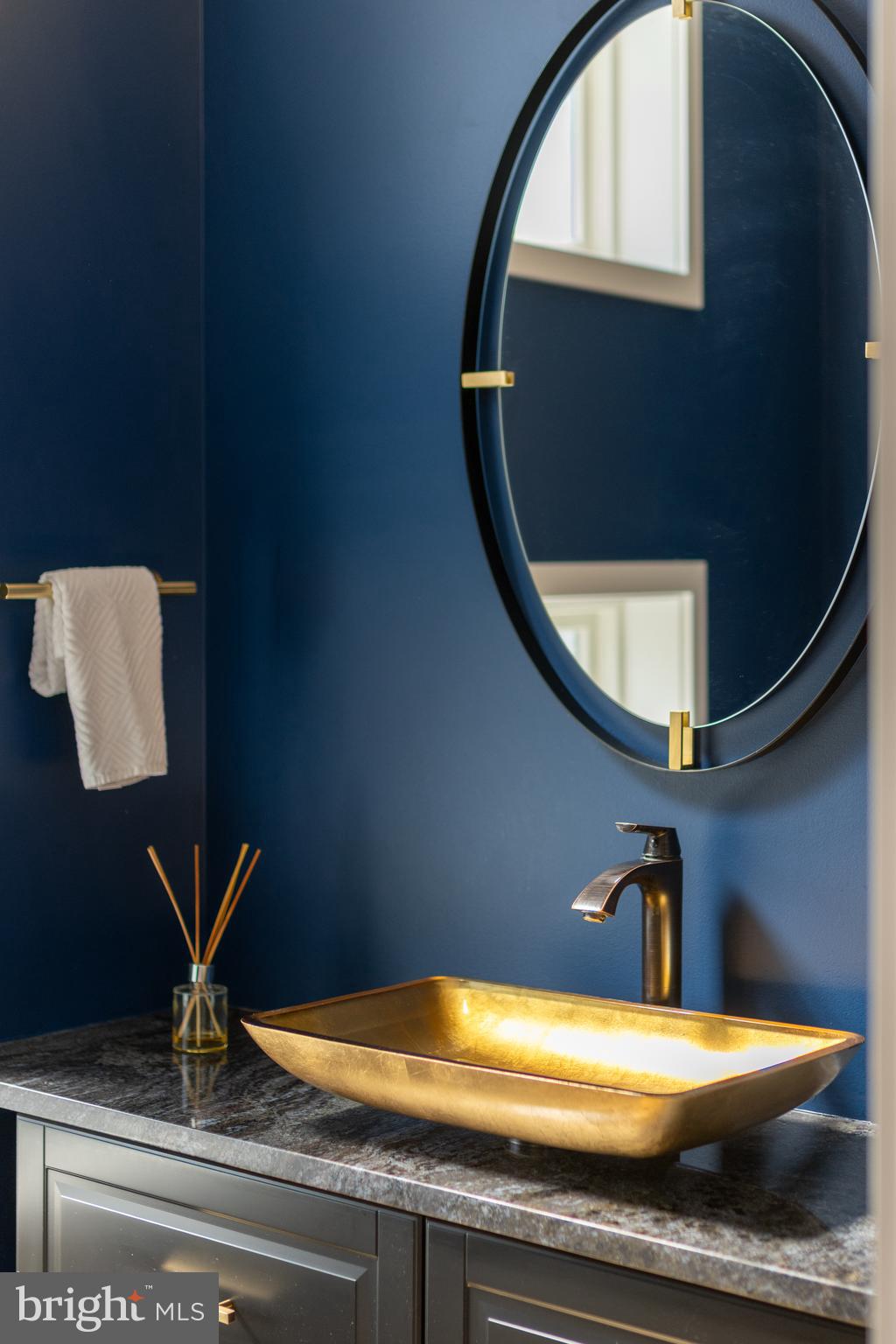 ROCKEY RIDGE - Residential