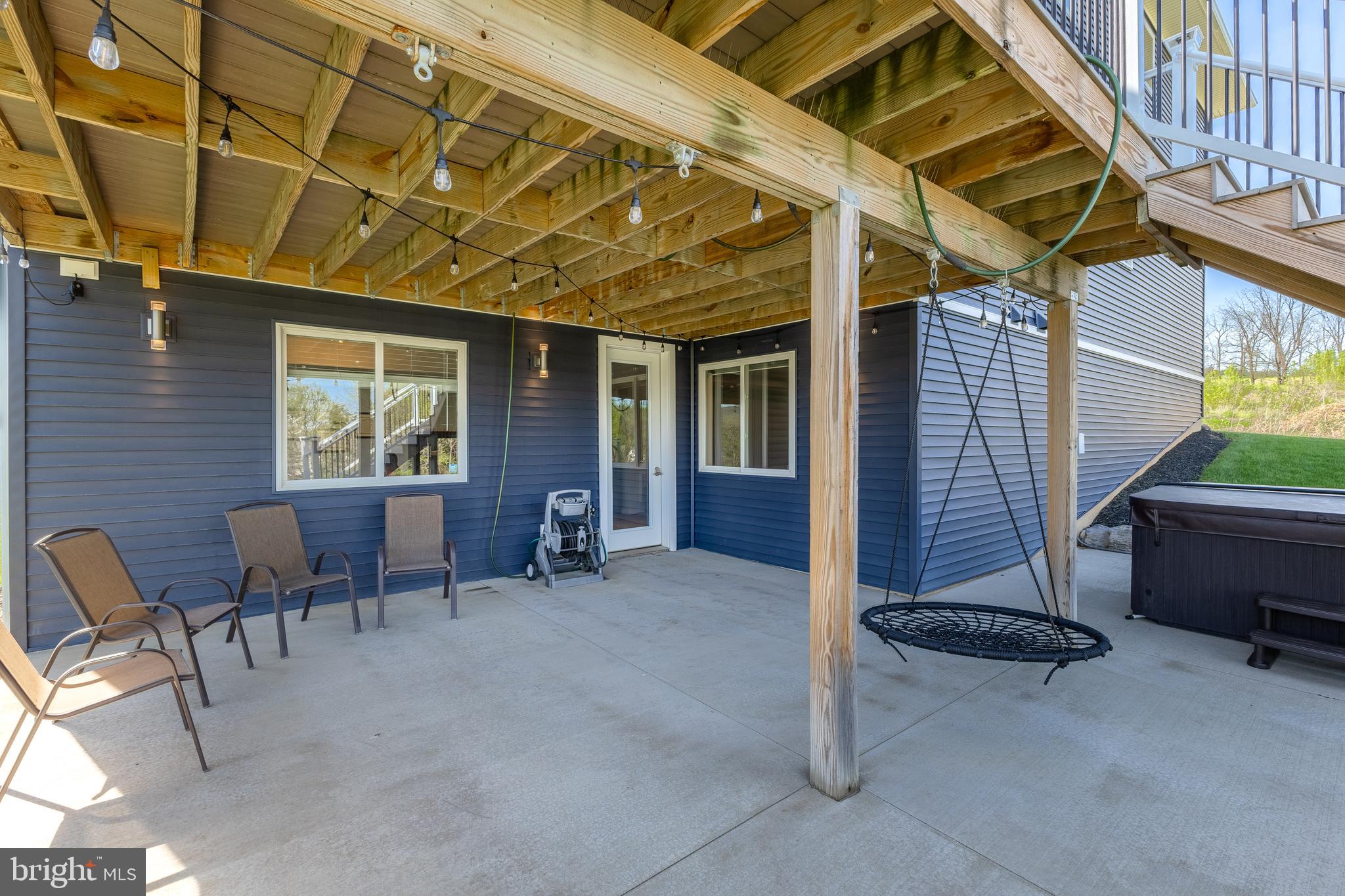 ROCKEY RIDGE - Residential