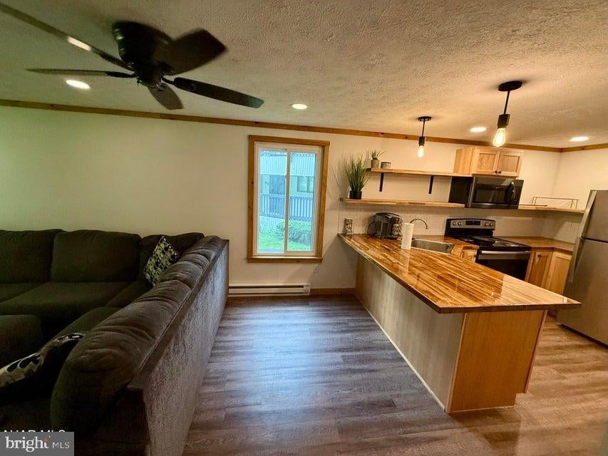 143 VALLEY POINT DEER RUN LANE E 1128