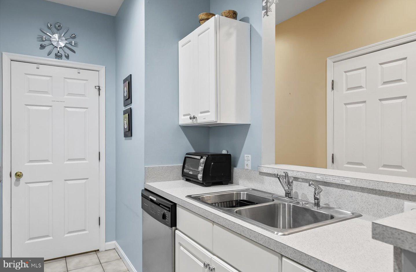 CAPTIVA SANDS - Residential