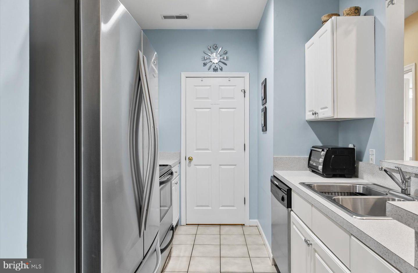 CAPTIVA SANDS - Residential