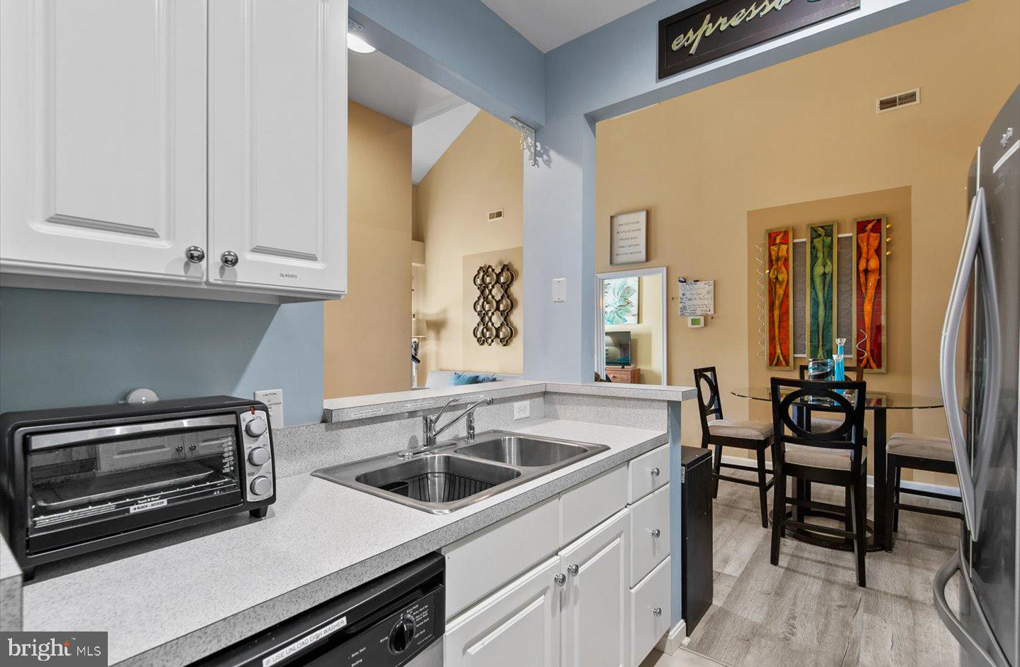 CAPTIVA SANDS - Residential