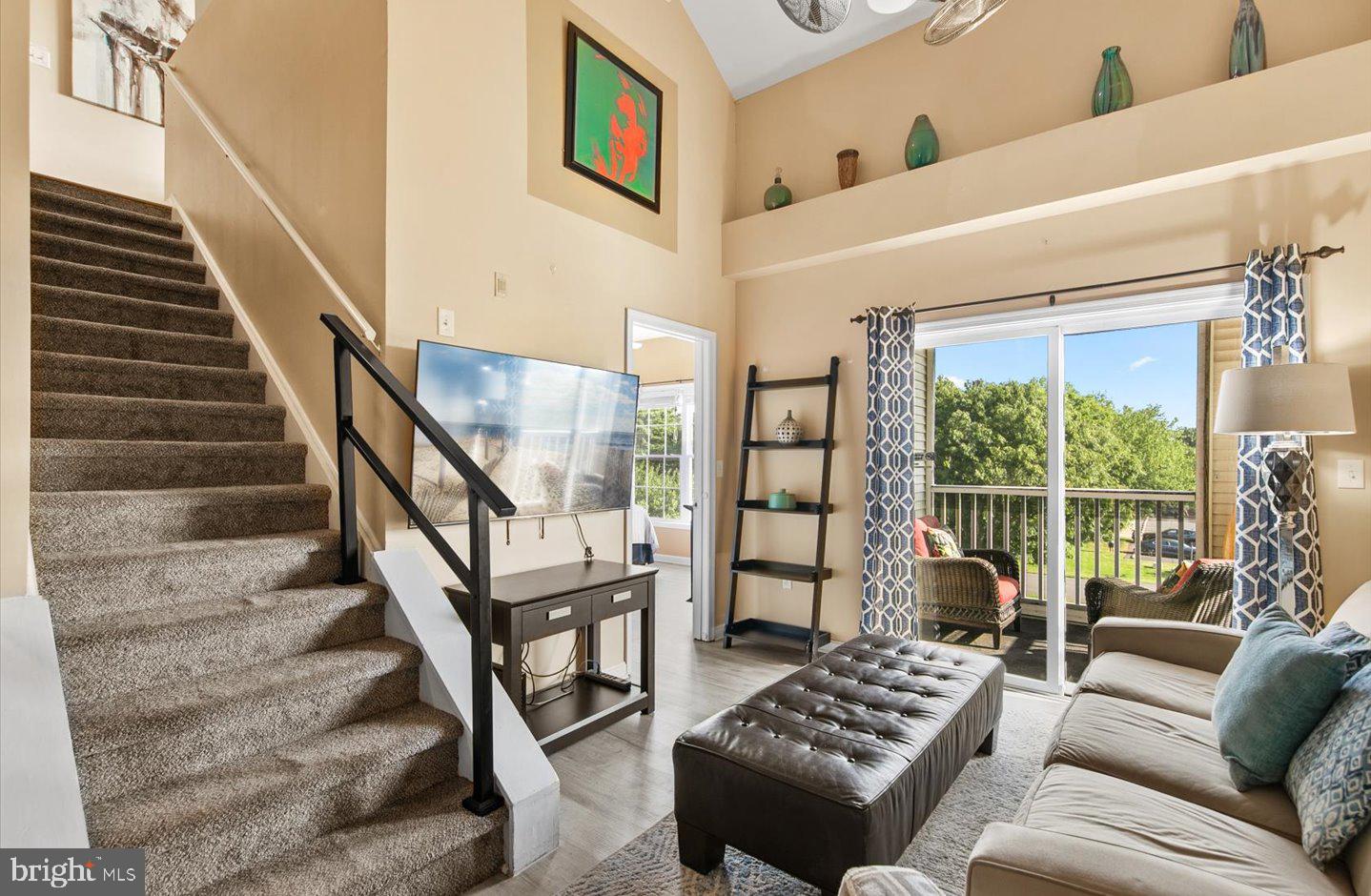 CAPTIVA SANDS - Residential