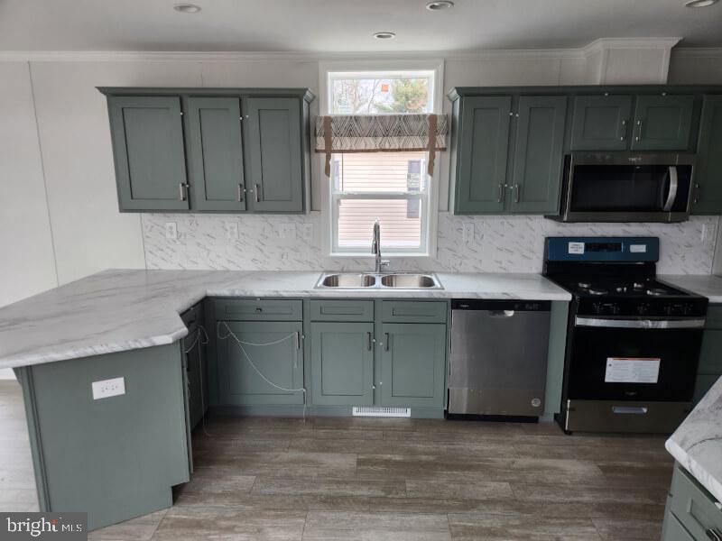 PENNWOOD CROSSING - Residential