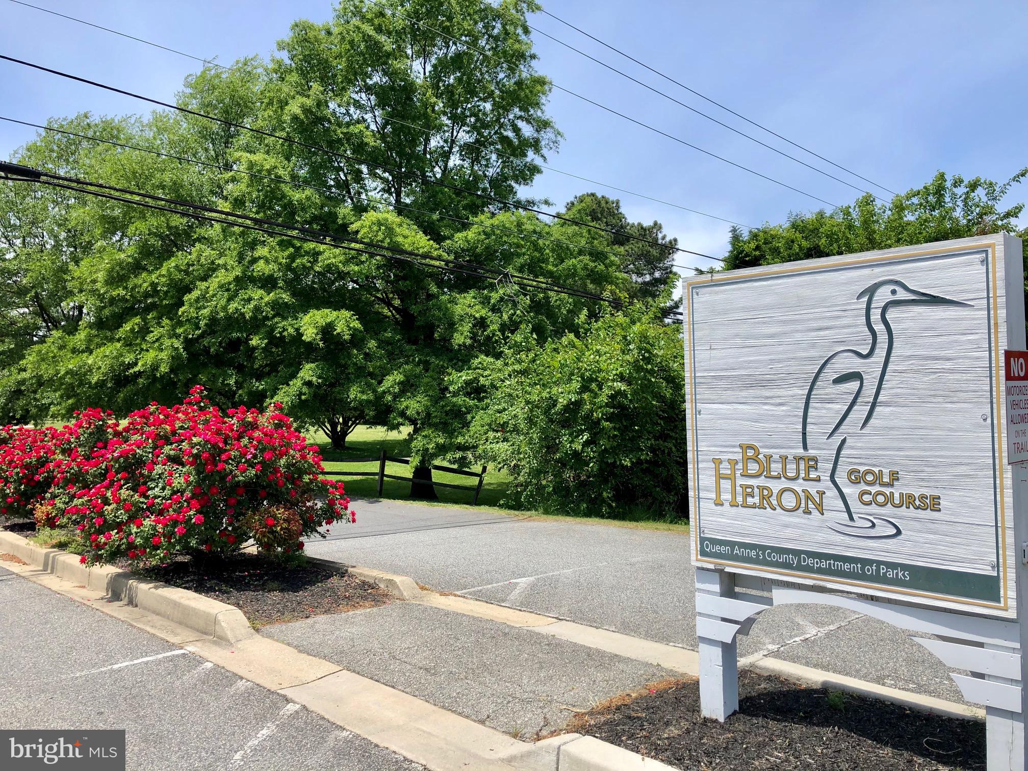 QUEEN ANNE COLONY - Land