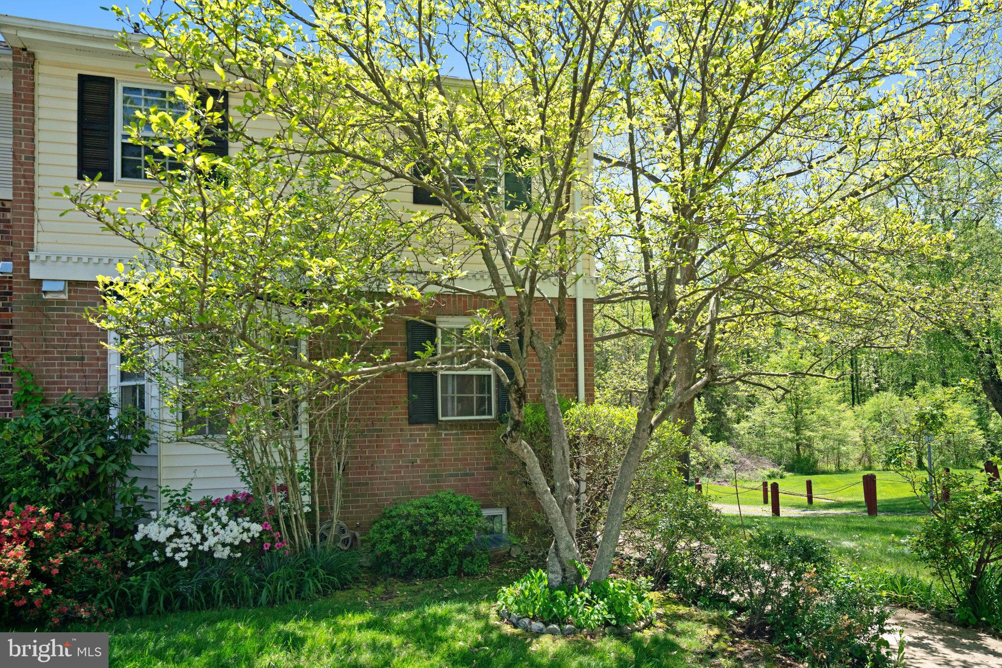 9239 SAND CREEK COURT