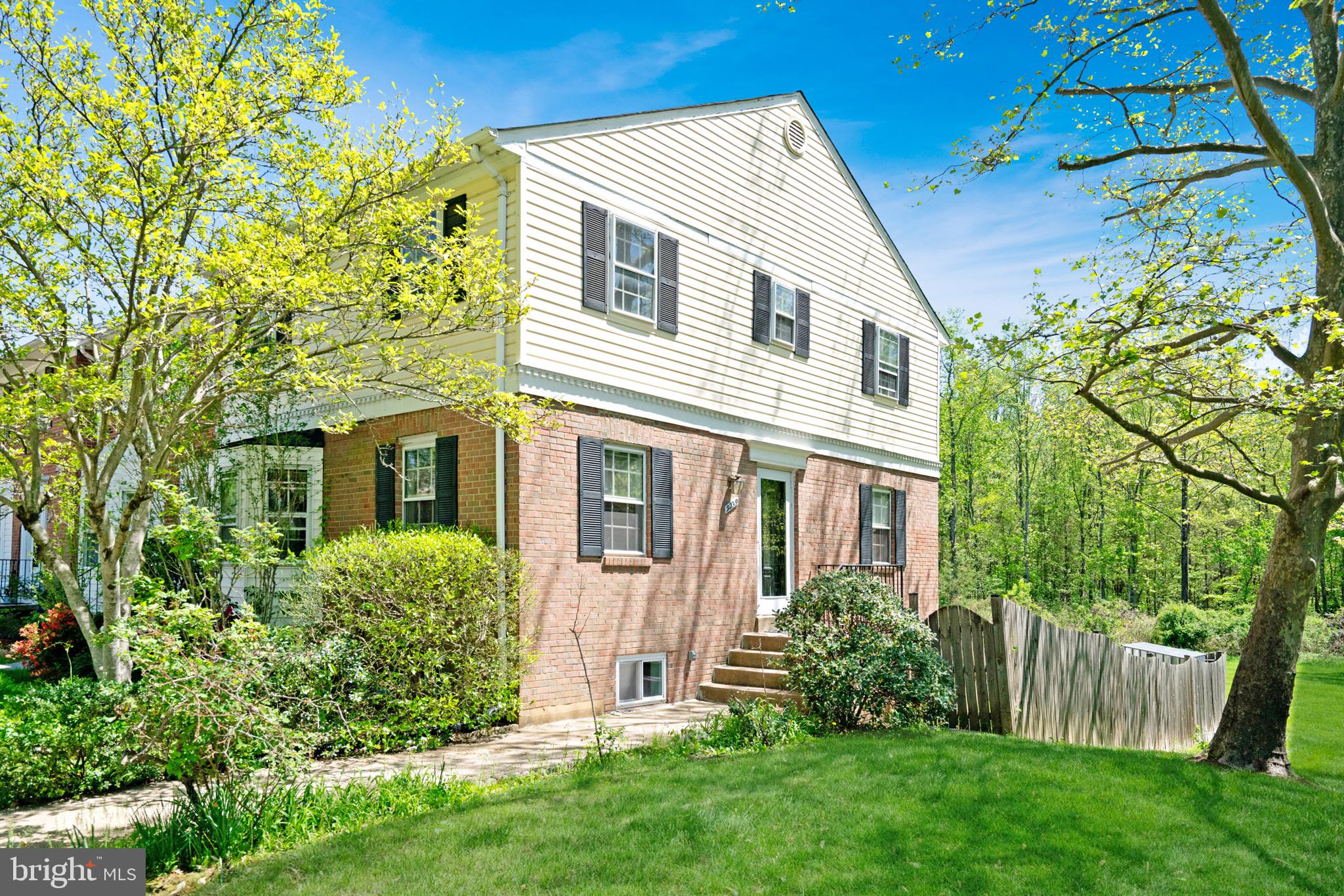 9239 SAND CREEK COURT