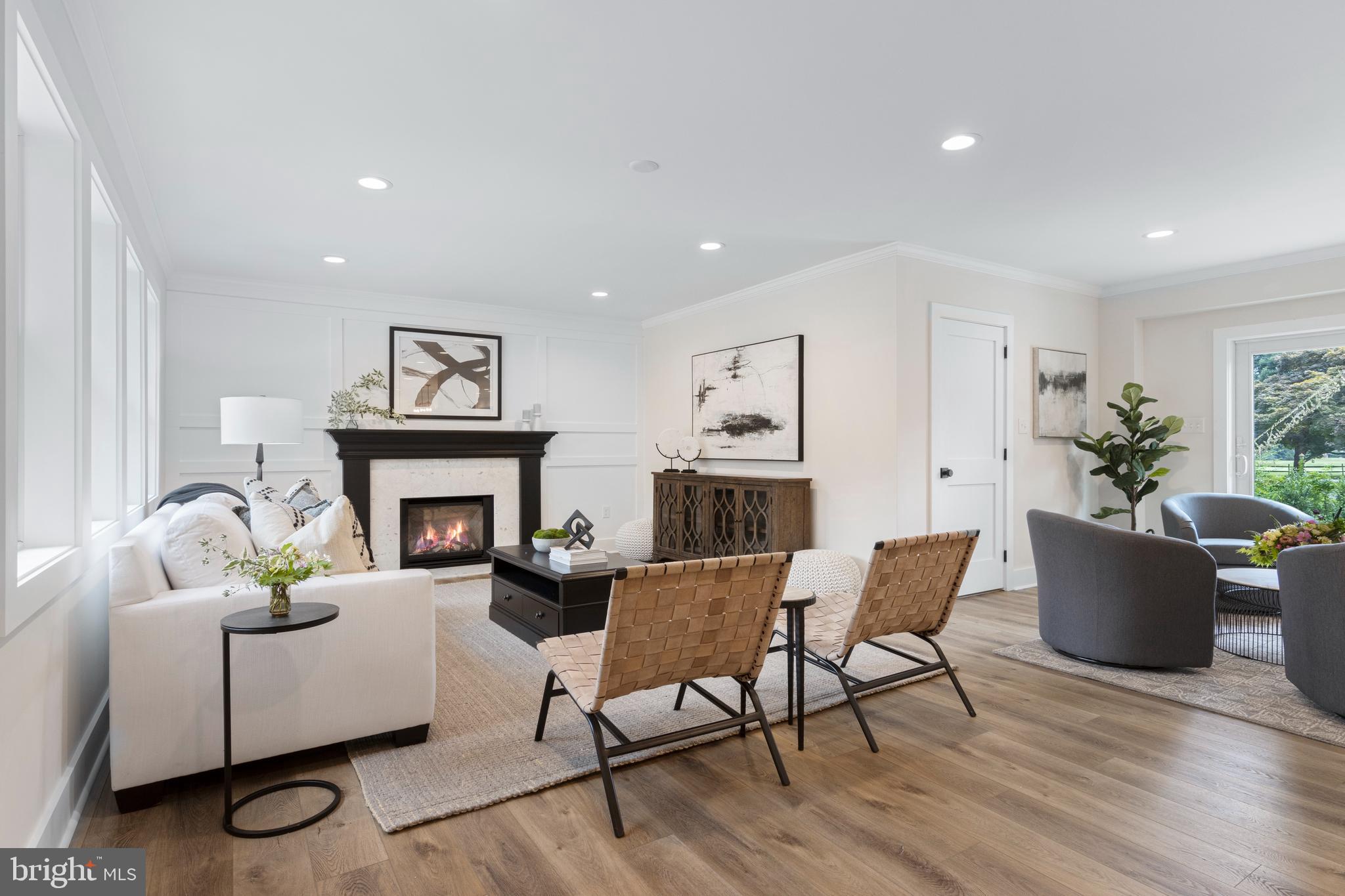 LAPIDEA HILLS - Residential