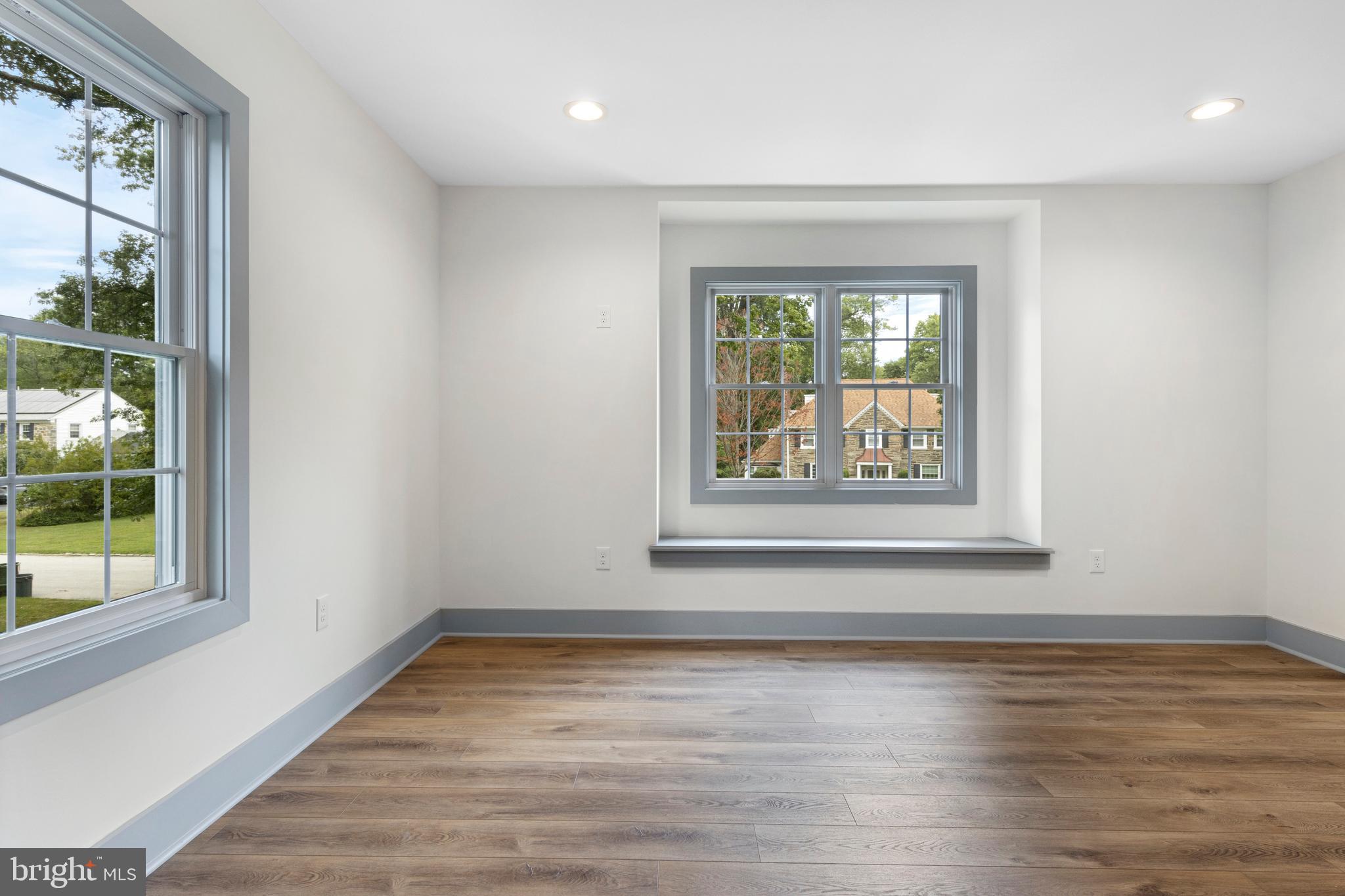 LAPIDEA HILLS - Residential