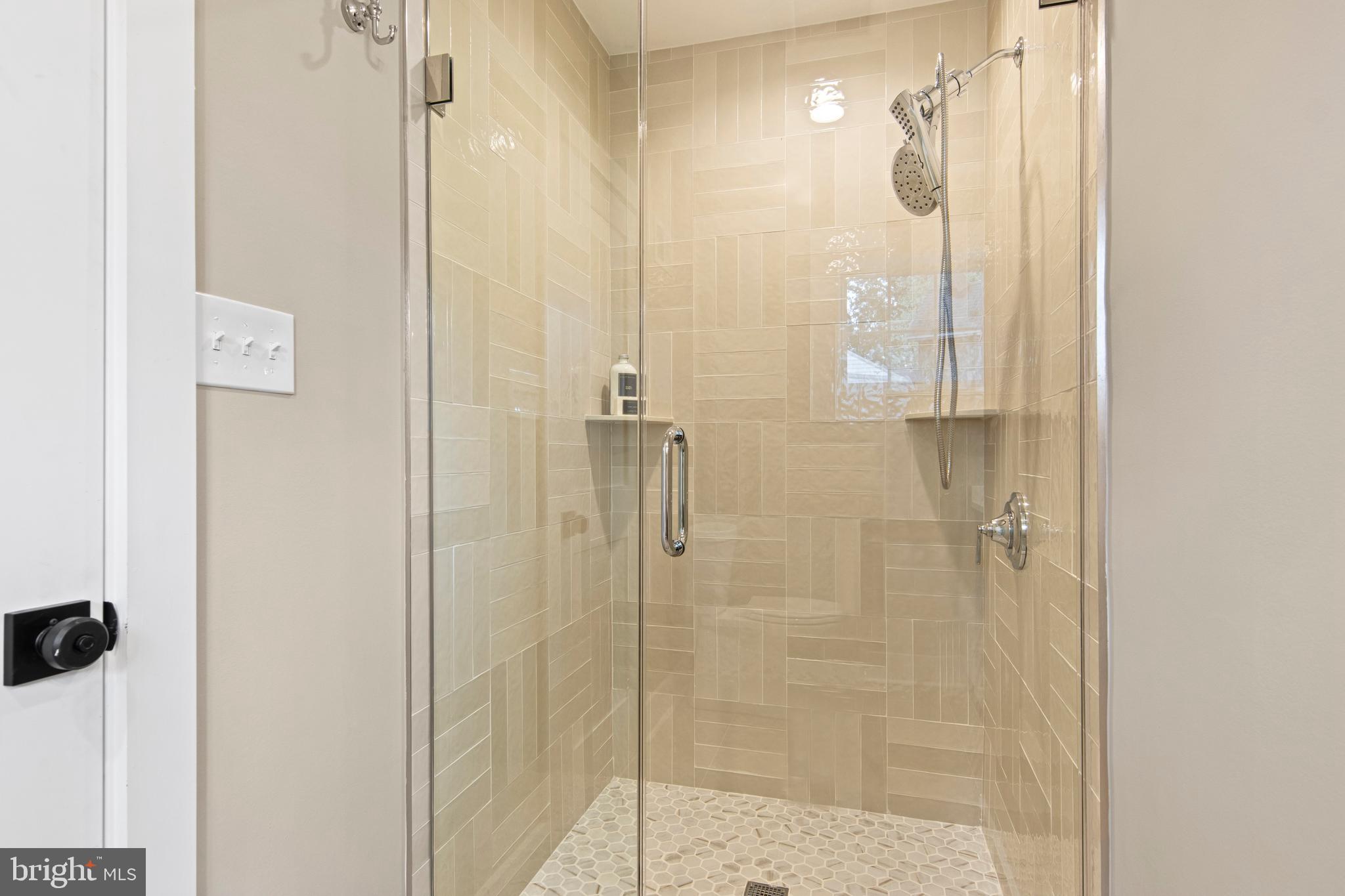 LAPIDEA HILLS - Residential