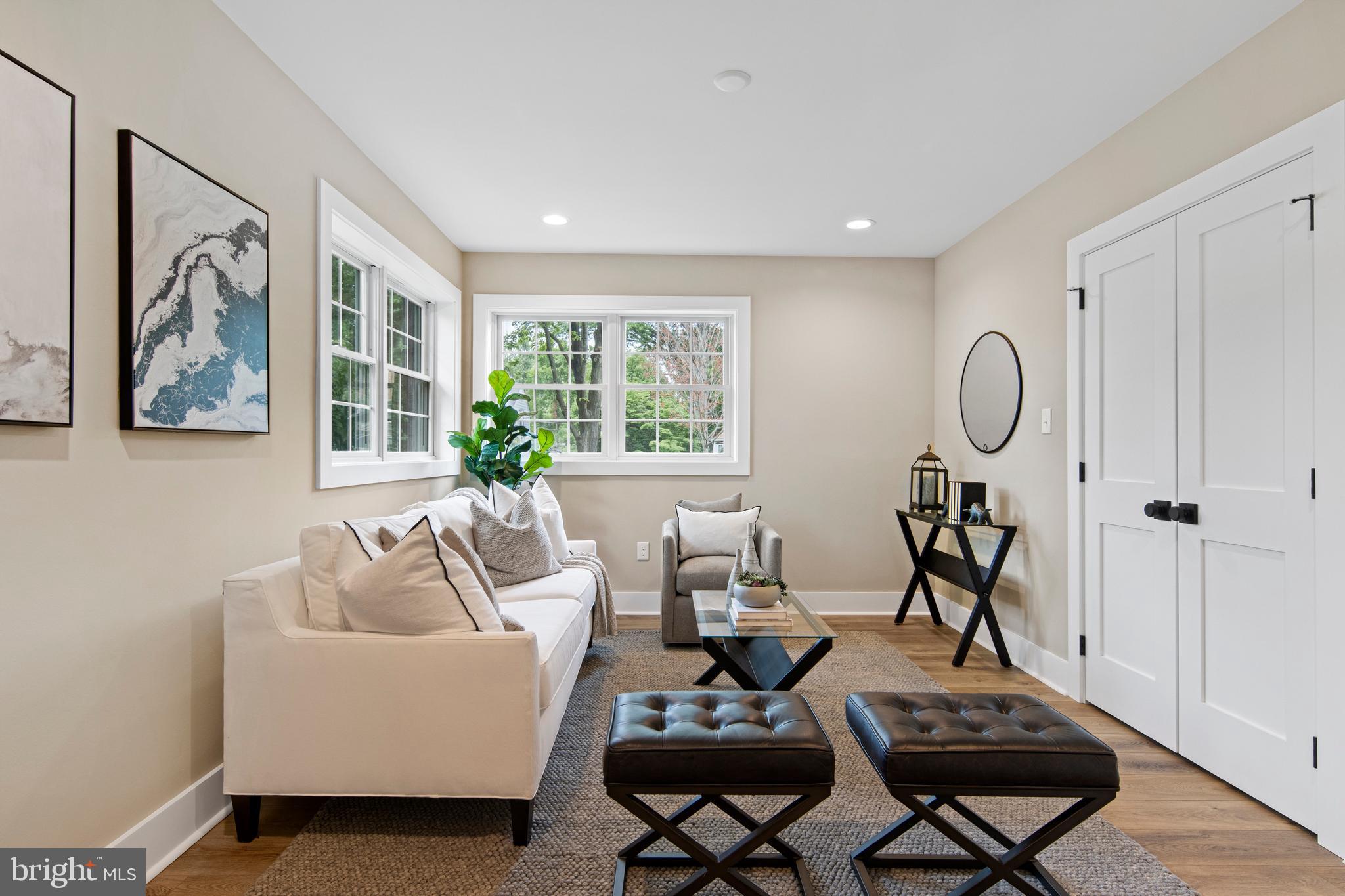 LAPIDEA HILLS - Residential