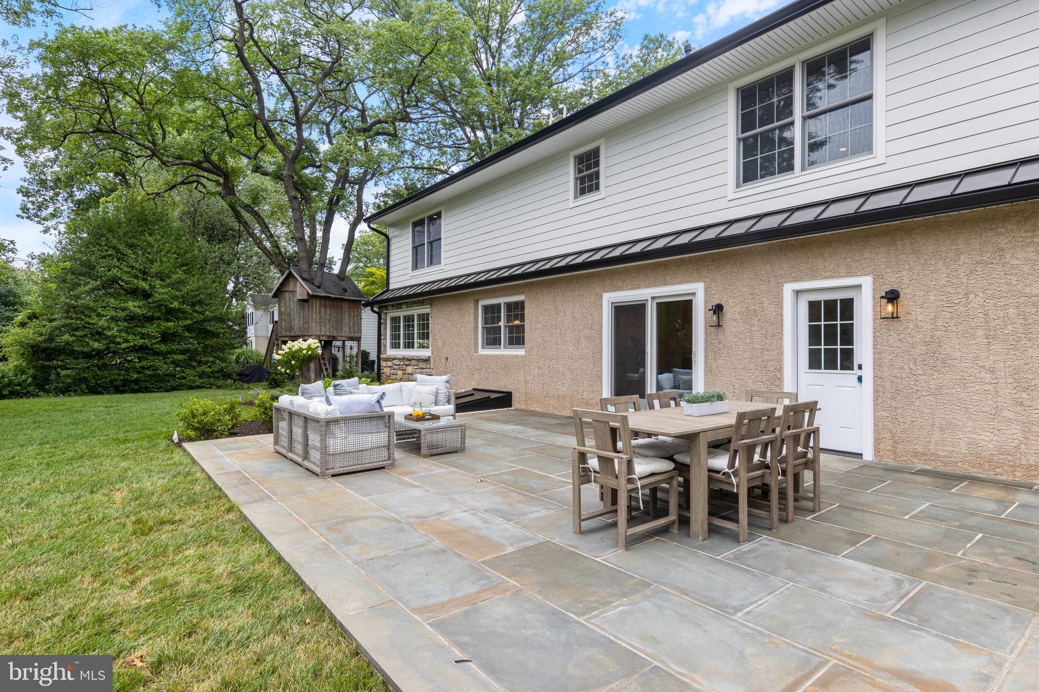 LAPIDEA HILLS - Residential