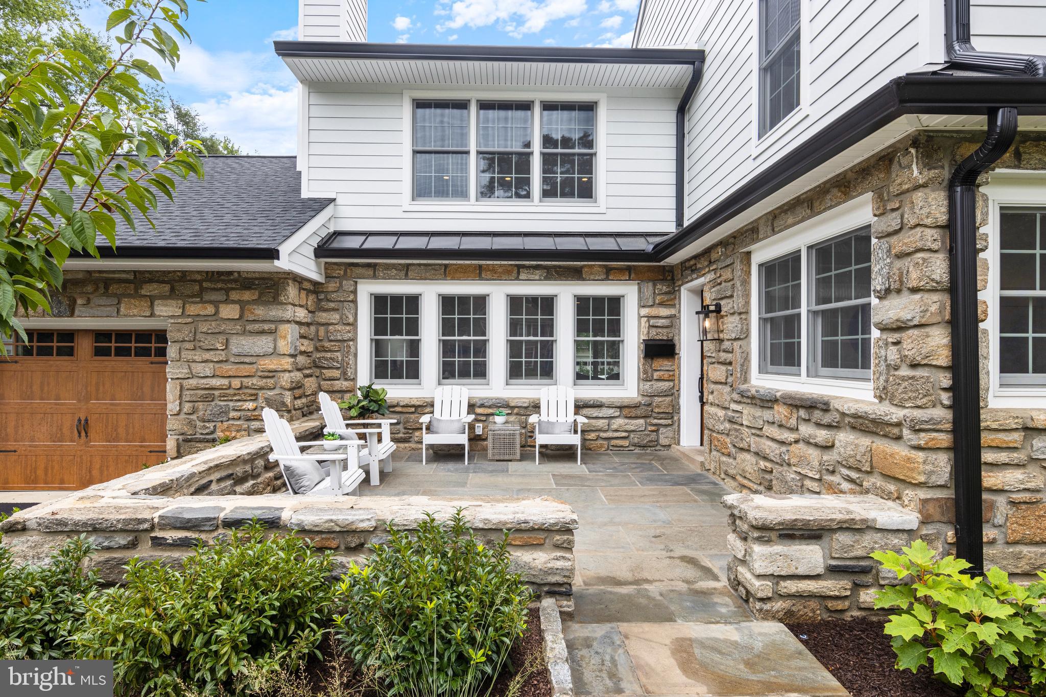 LAPIDEA HILLS - Residential