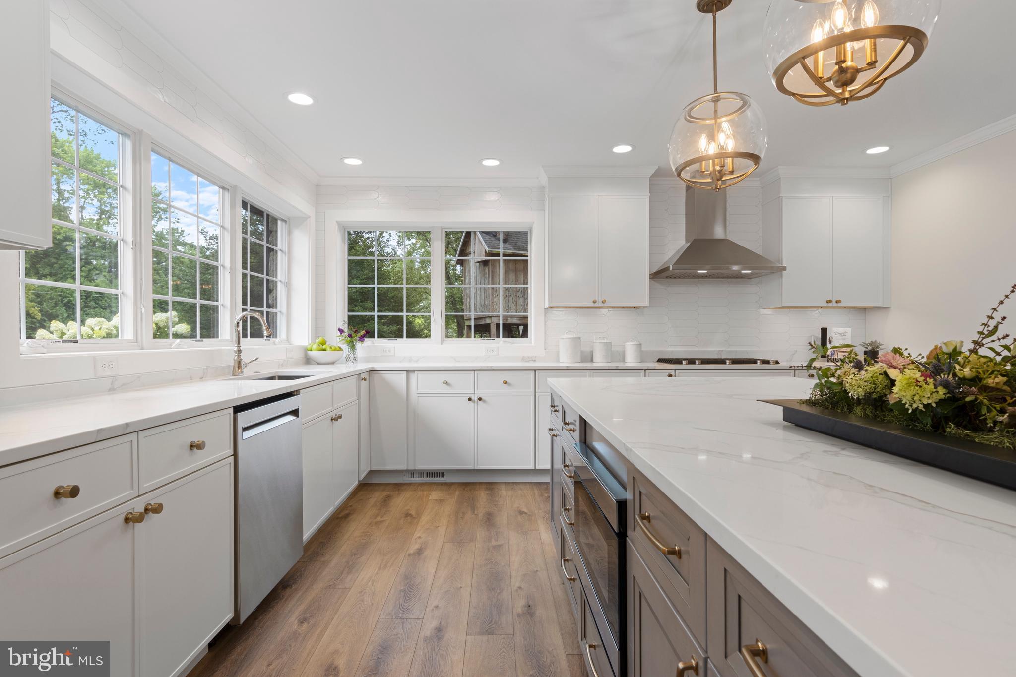 LAPIDEA HILLS - Residential