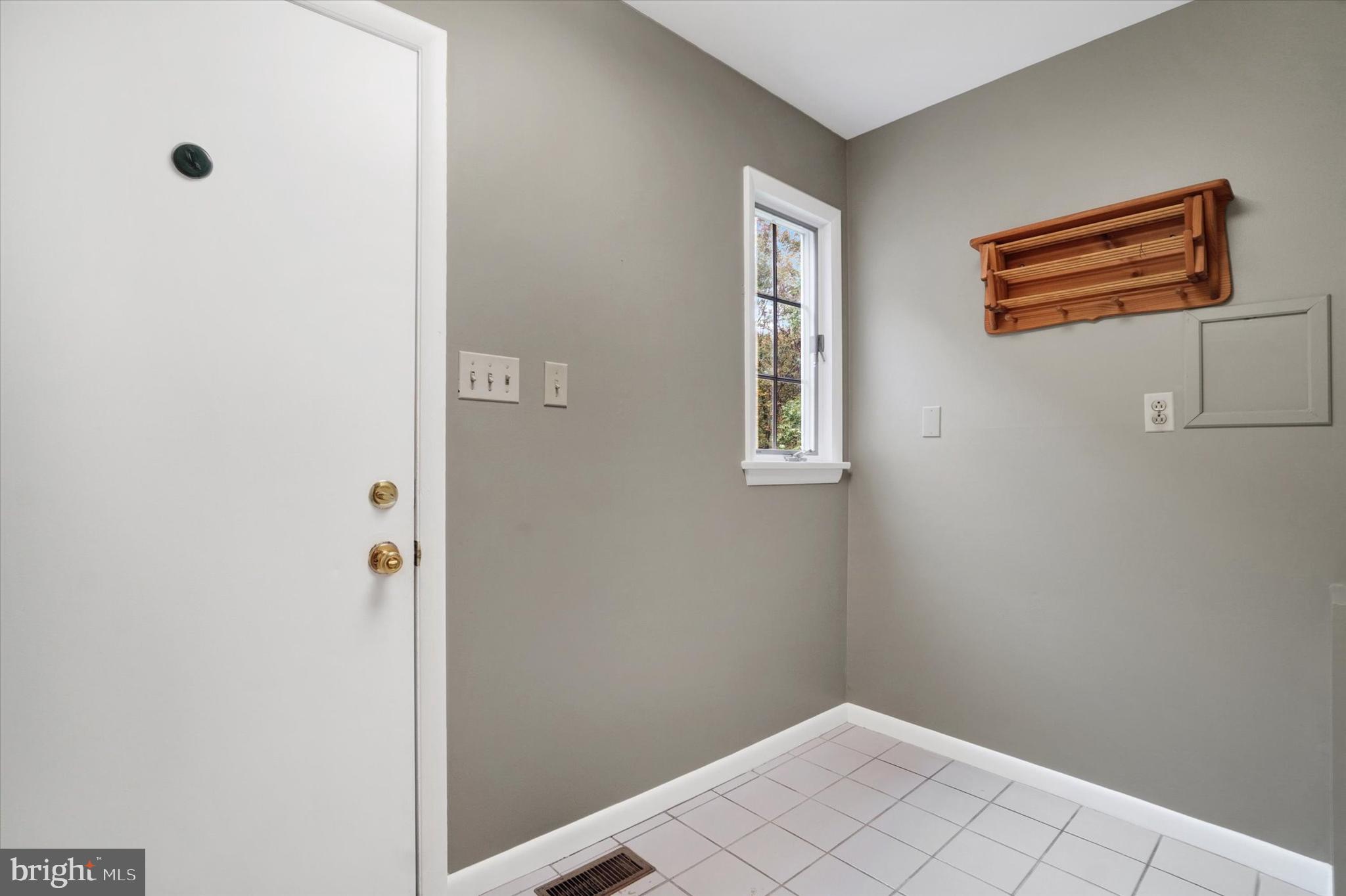 HOOT OWL HILLS - Residential