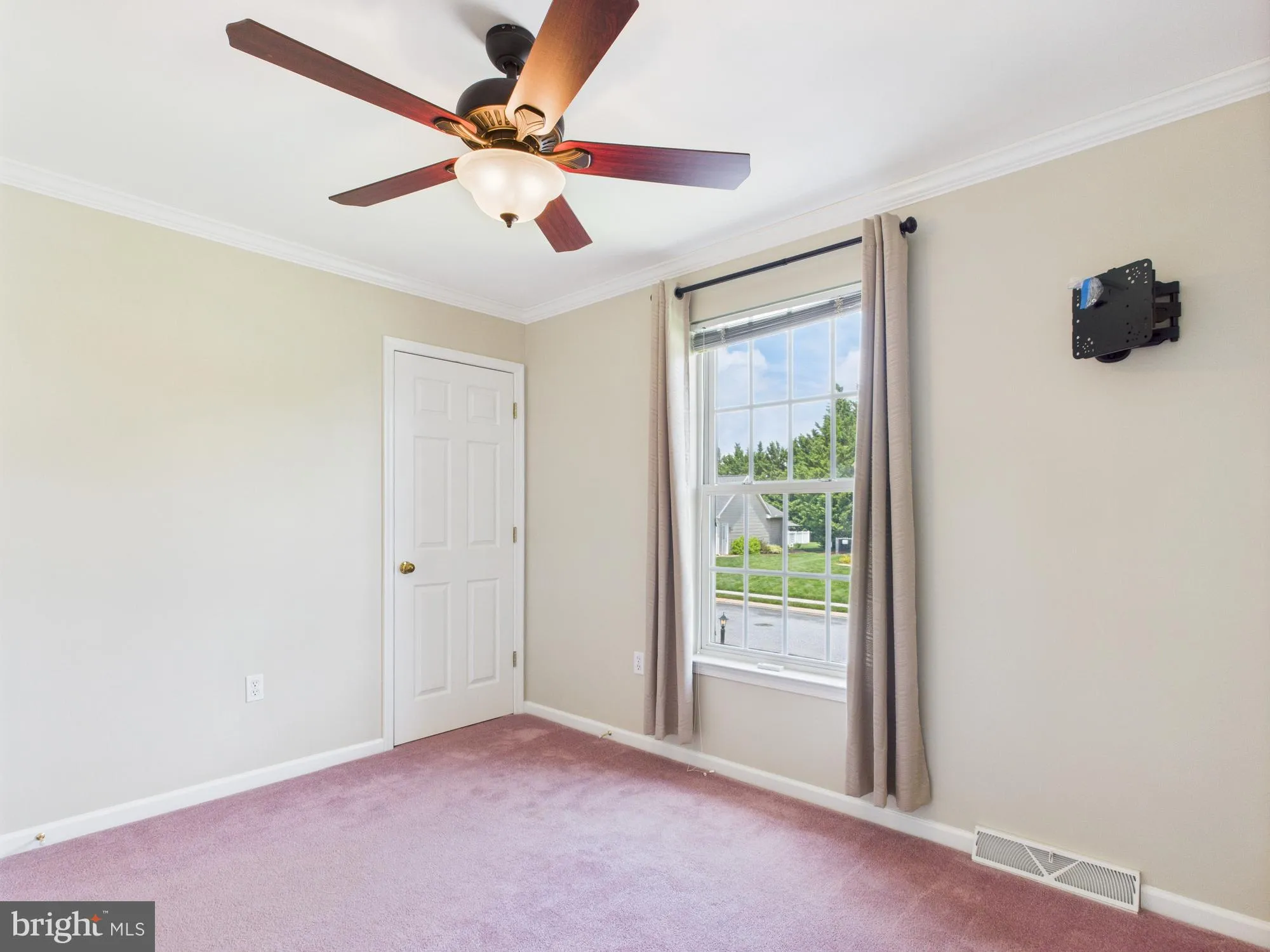 York, Pennsylvania 17408, United States, 3 Bedrooms Bedrooms, ,3 BathroomsBathrooms,Residential,Active,172890