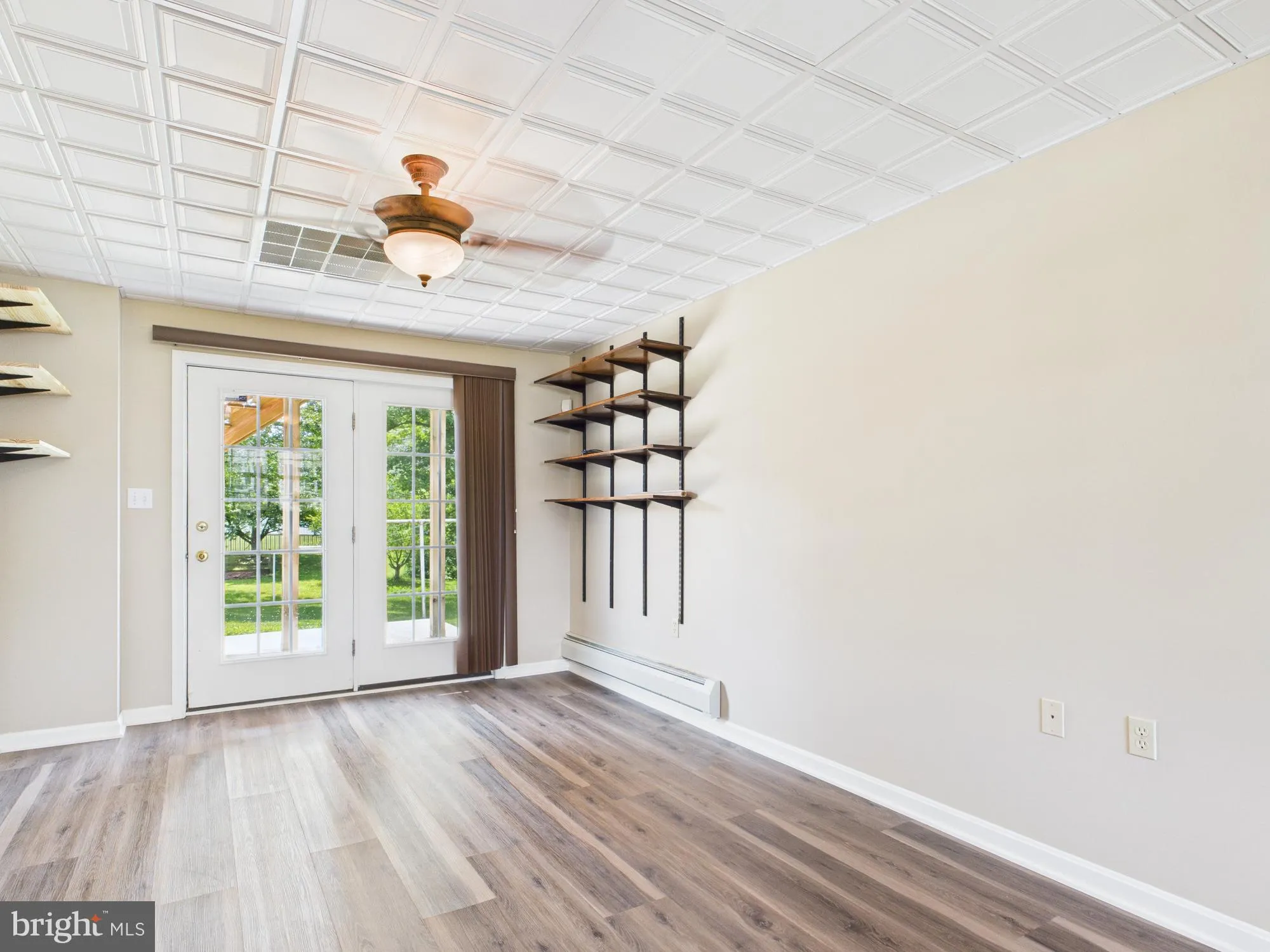 York, Pennsylvania 17408, United States, 3 Bedrooms Bedrooms, ,3 BathroomsBathrooms,Residential,Active,172890