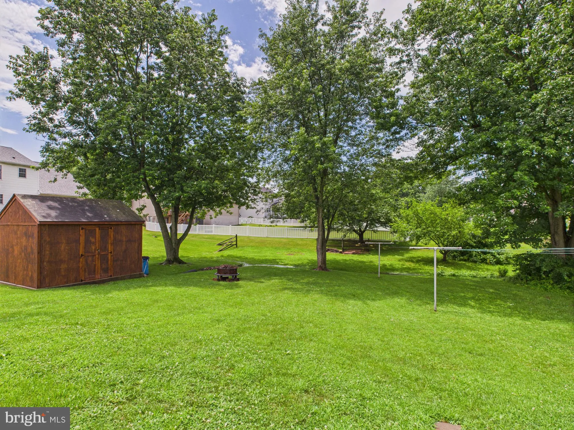 York, Pennsylvania 17408, United States, 3 Bedrooms Bedrooms, ,3 BathroomsBathrooms,Residential,Active,172890