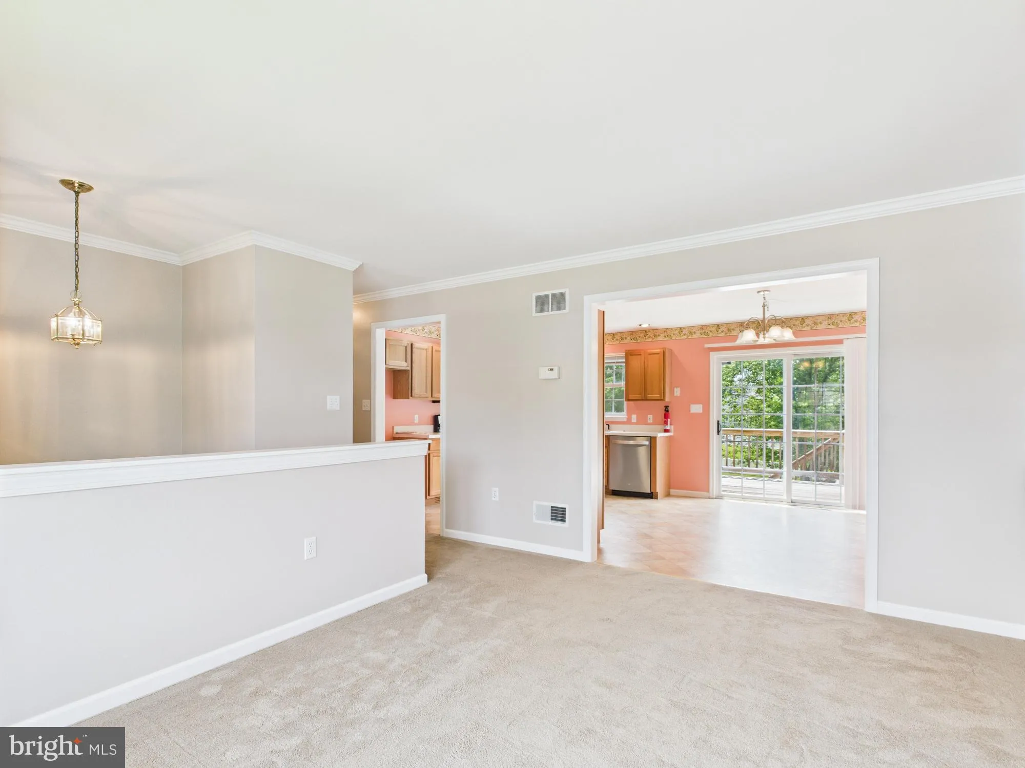 York, Pennsylvania 17408, United States, 3 Bedrooms Bedrooms, ,3 BathroomsBathrooms,Residential,Active,172890