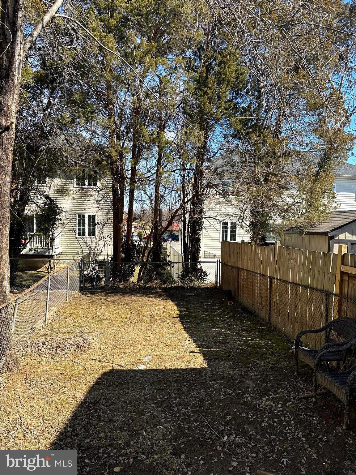 LAUREL GARDENS - Residential