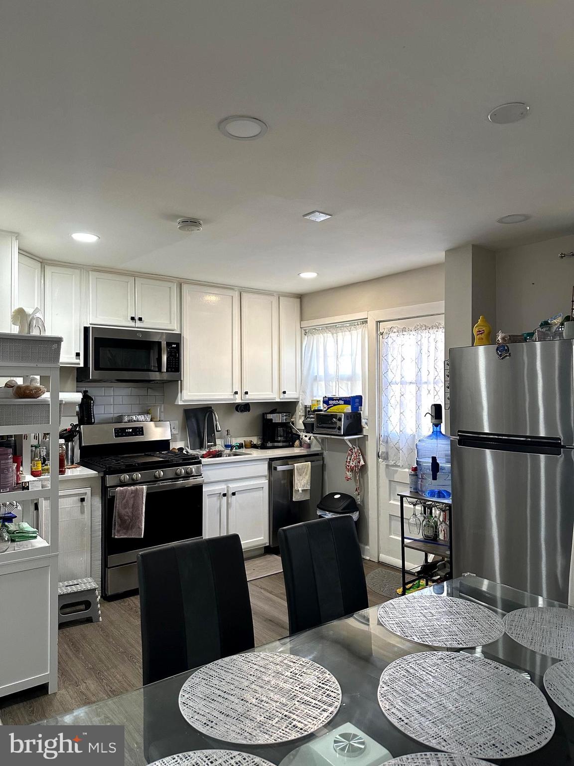 LAUREL GARDENS - Residential