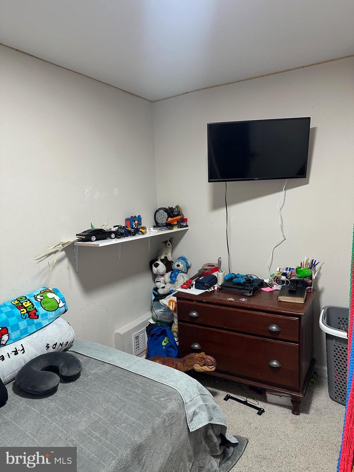 LAUREL GARDENS - Residential