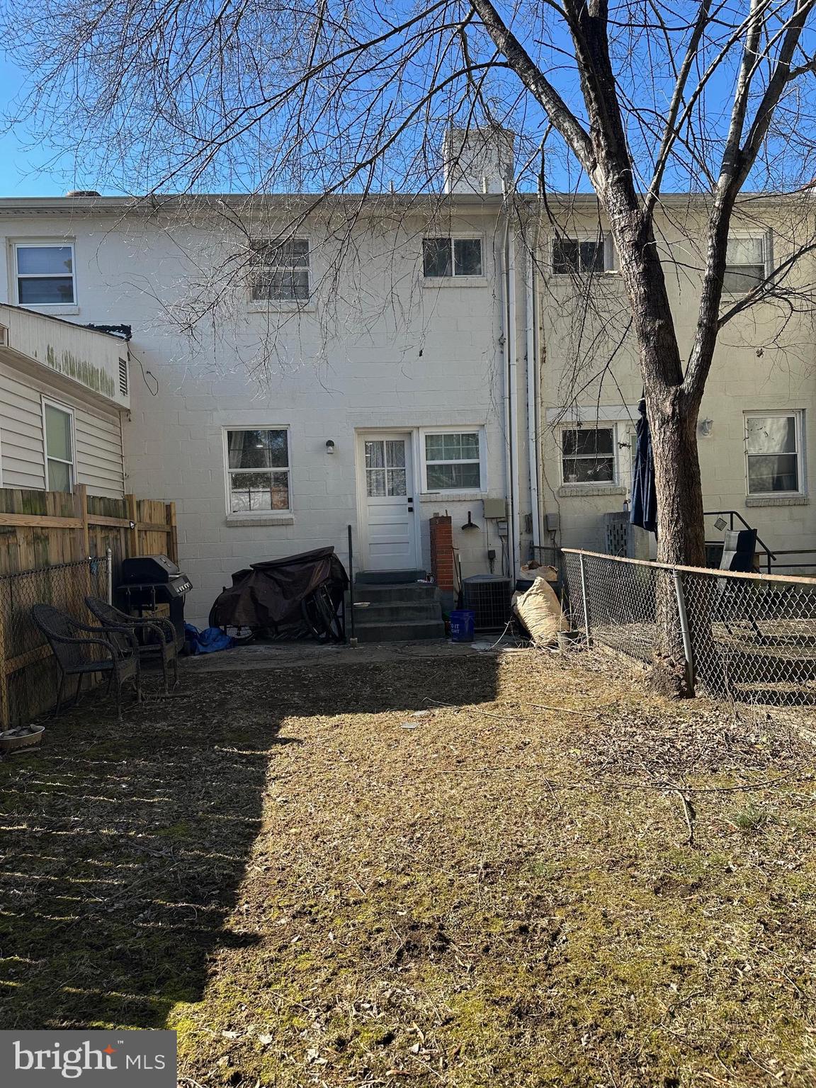 LAUREL GARDENS - Residential